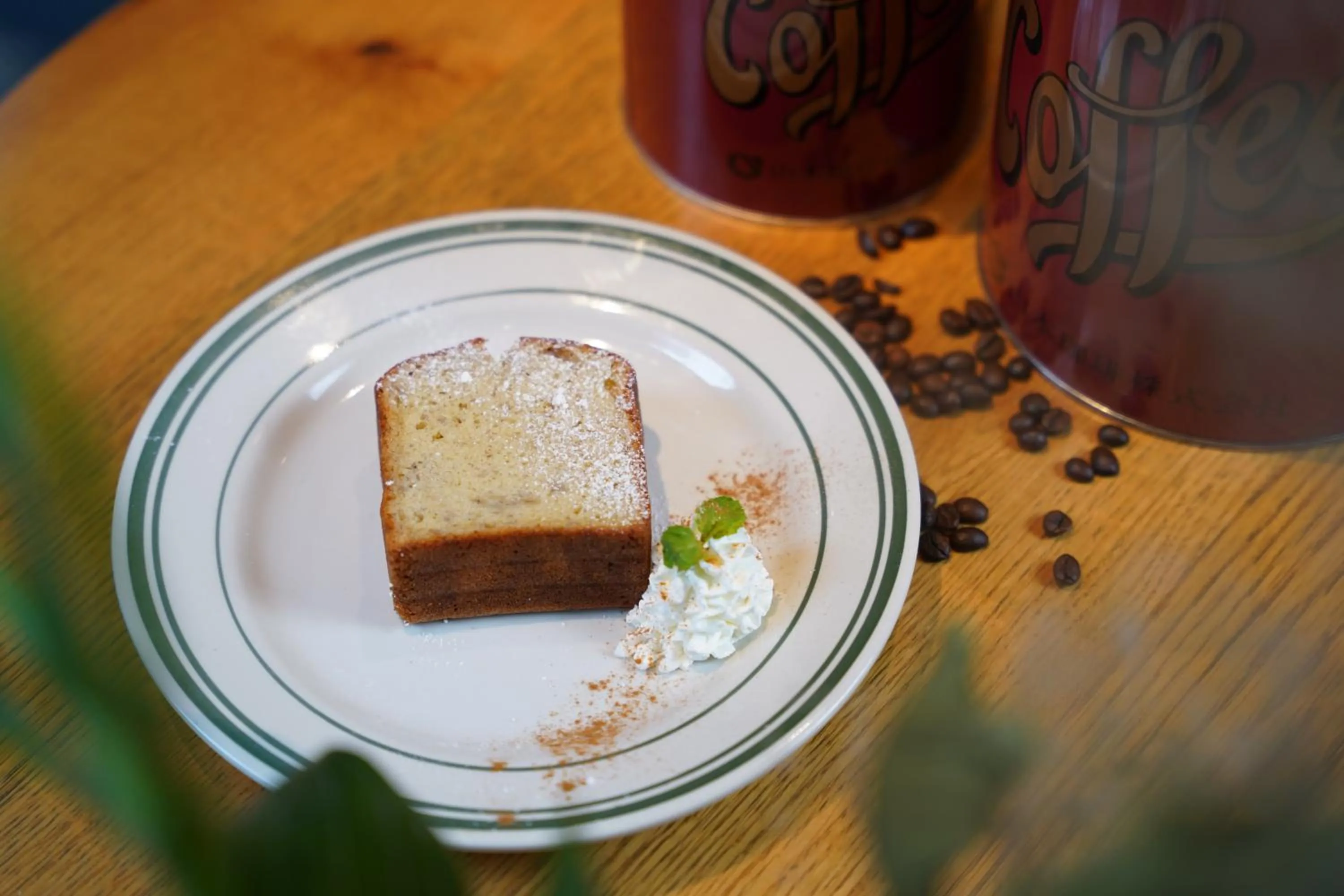 Restaurant/places to eat in Hotel She, Osaka