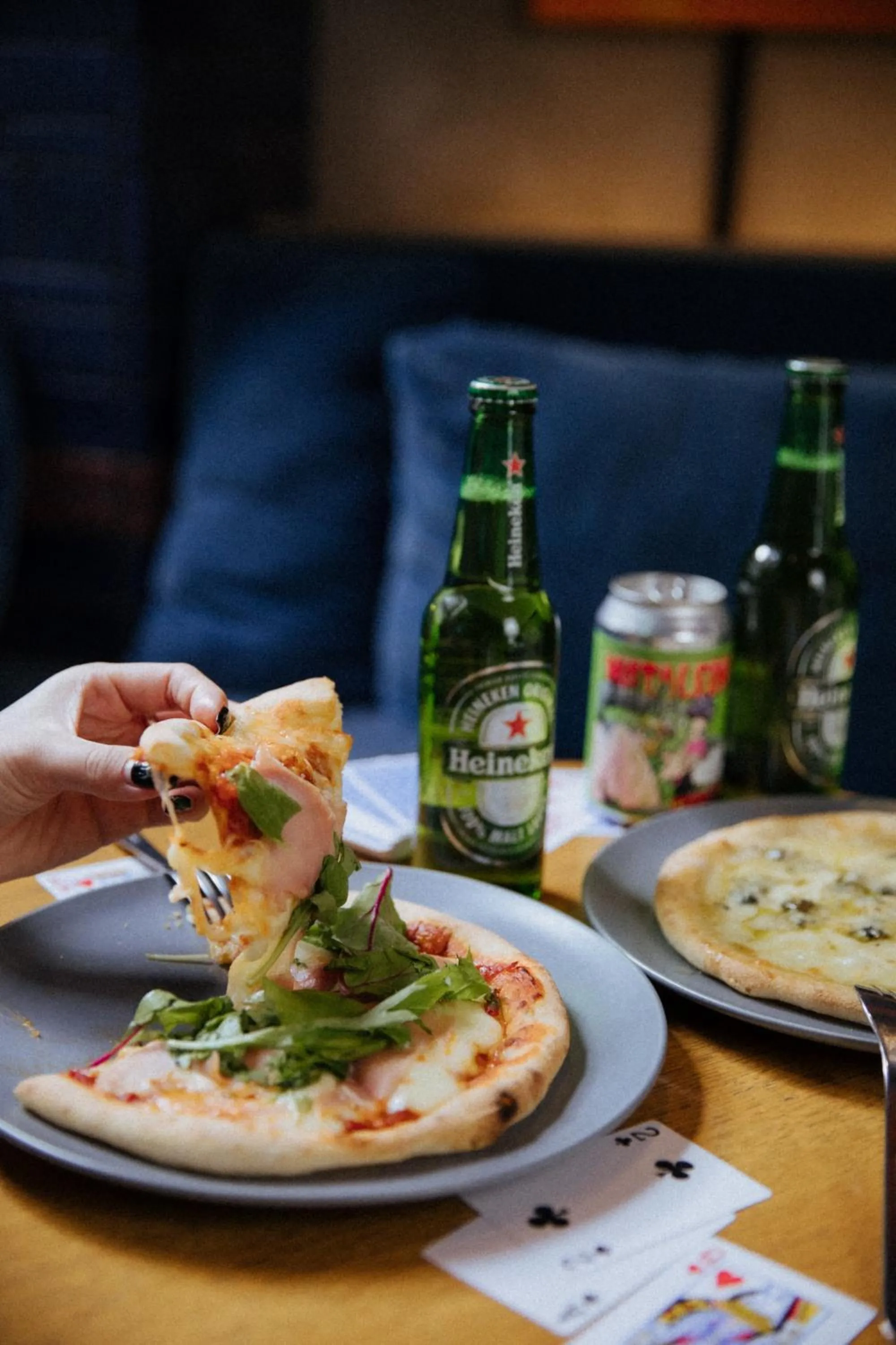 Restaurant/places to eat in Hotel She, Osaka