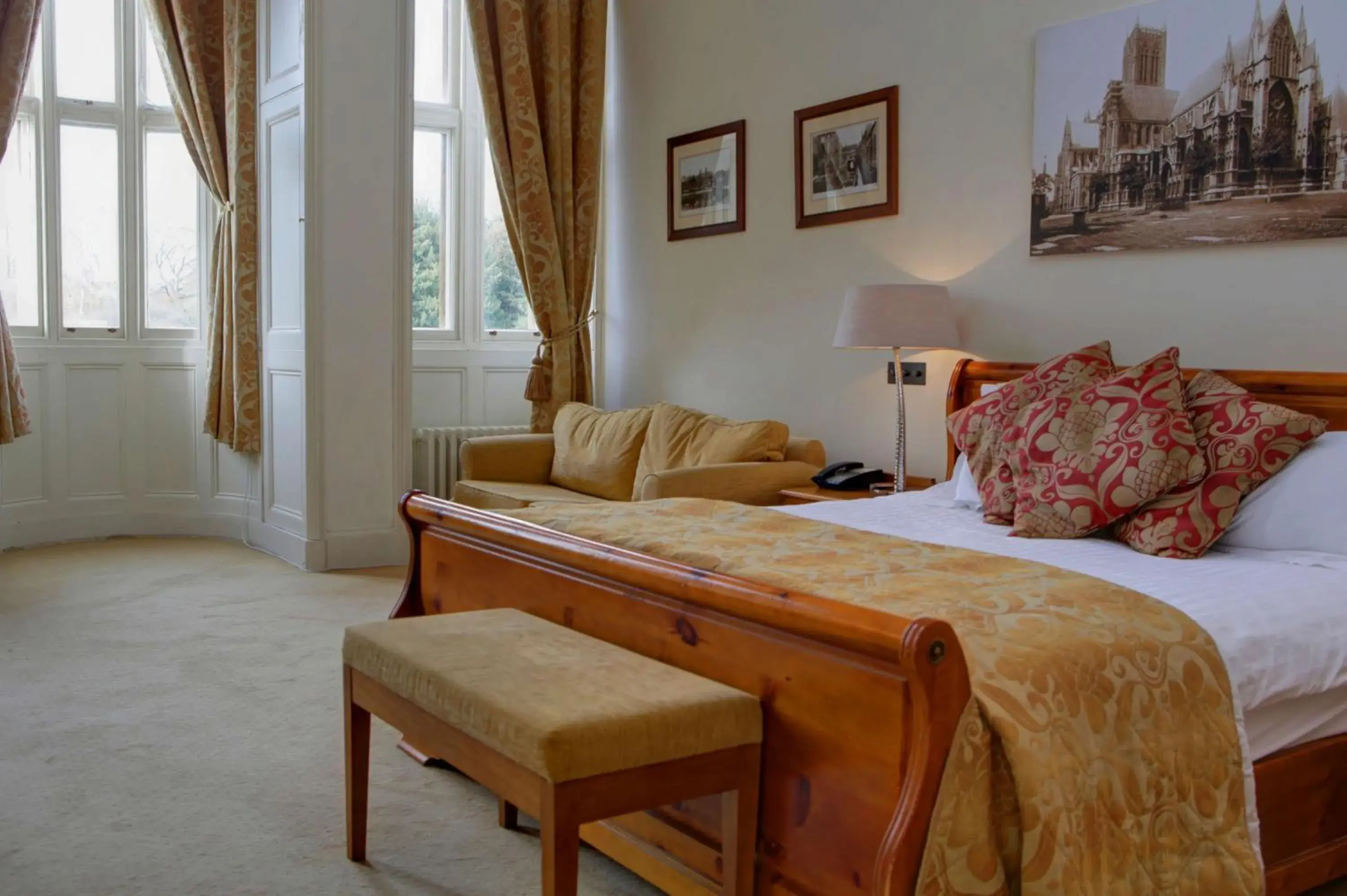 King Suite in Stoke Rochford Hall King Suite in Stoke Rochford Hall