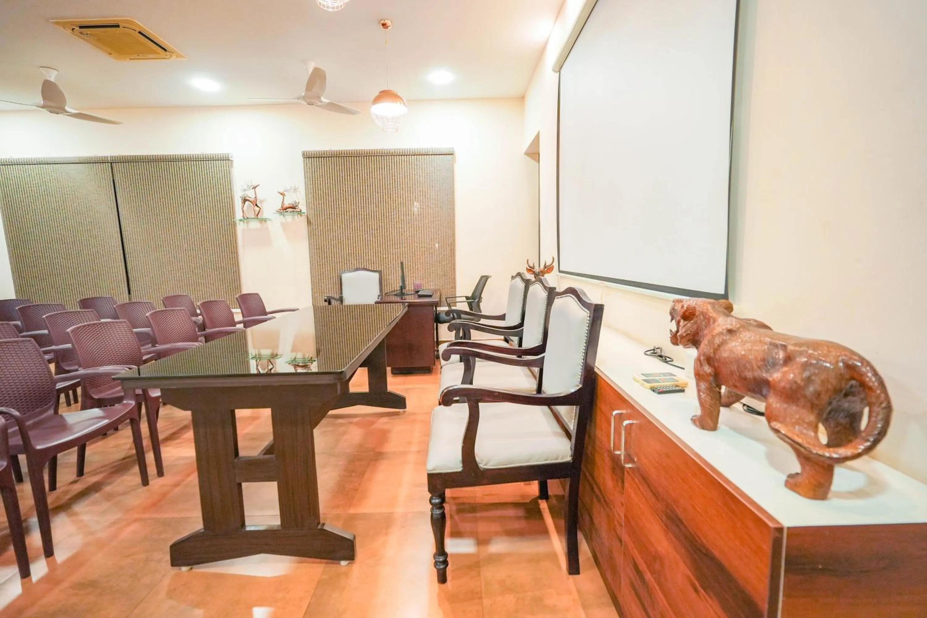 Meeting/conference room in Mount Retreat Resorts - Madurai