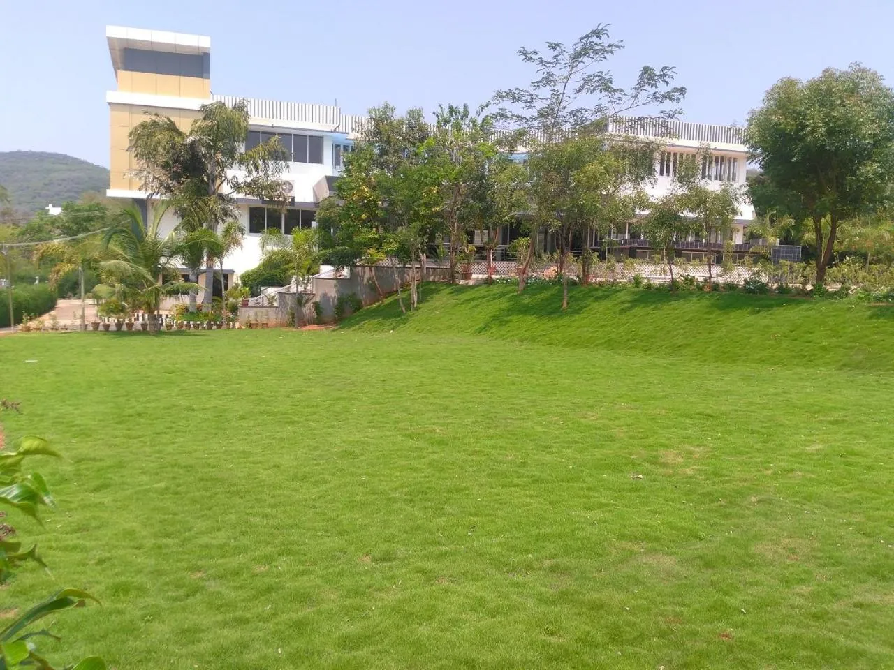 Facade/entrance in Mount Retreat Resorts - Madurai