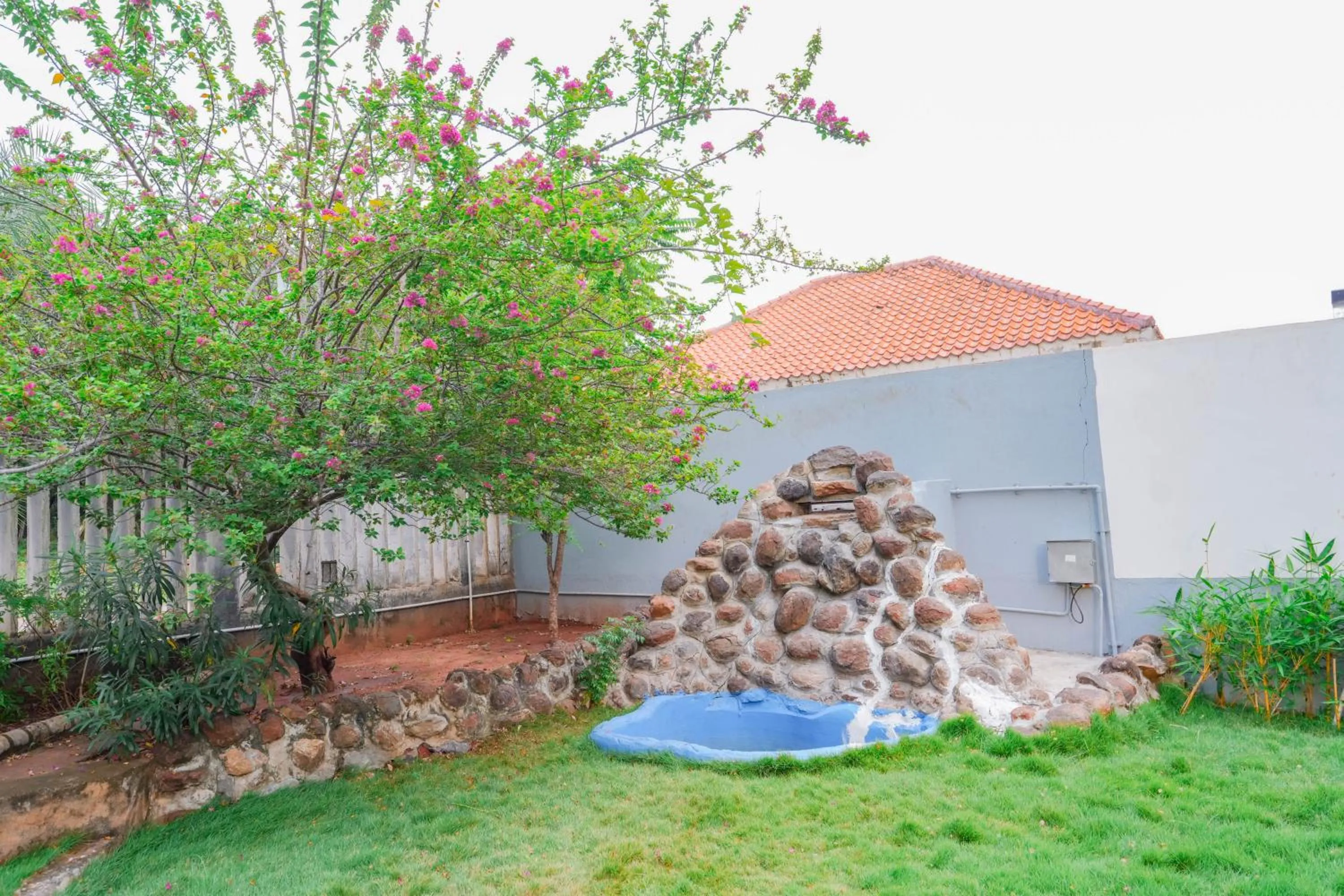 Garden in Mount Retreat Resorts - Madurai