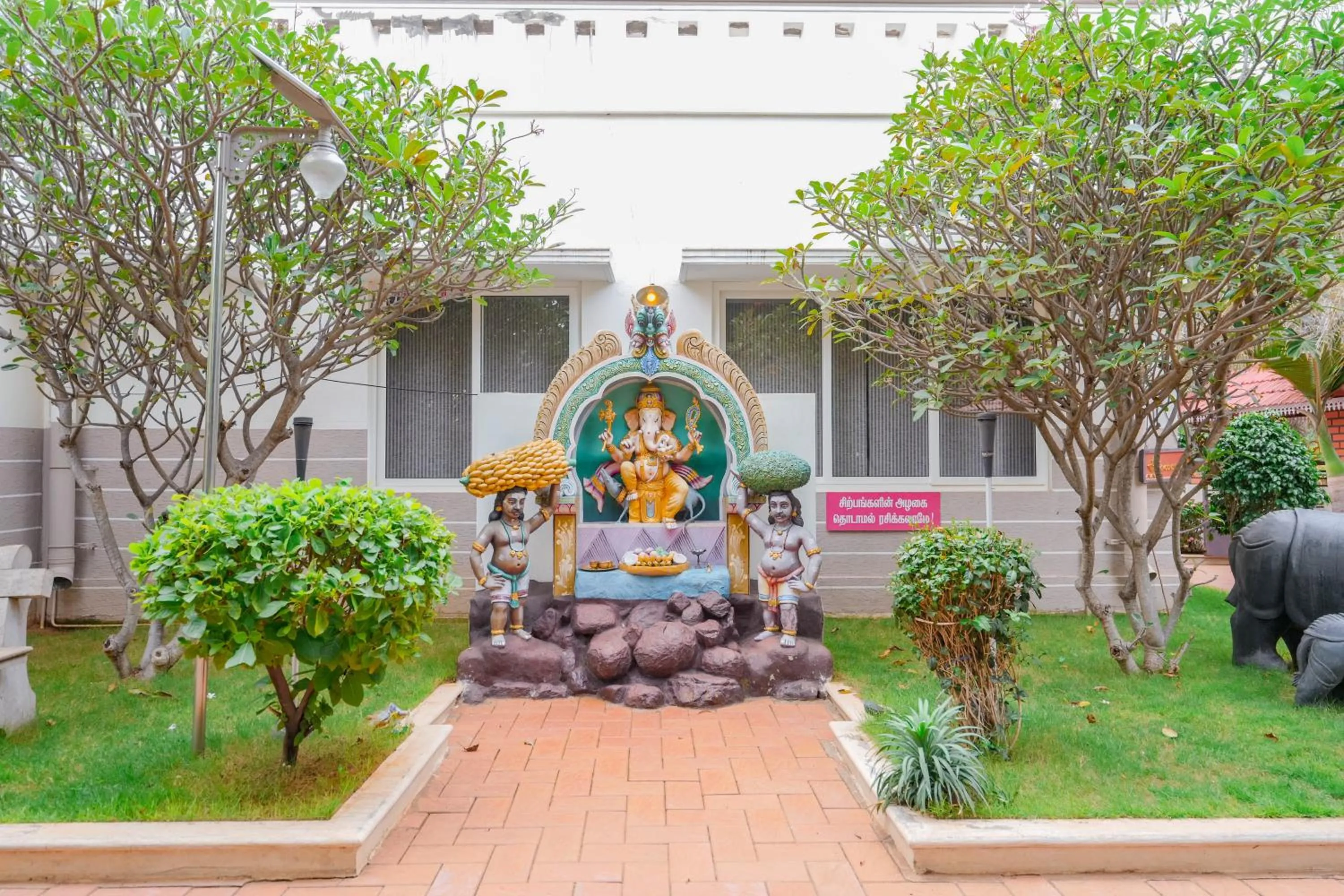 Garden in Mount Retreat Resorts - Madurai