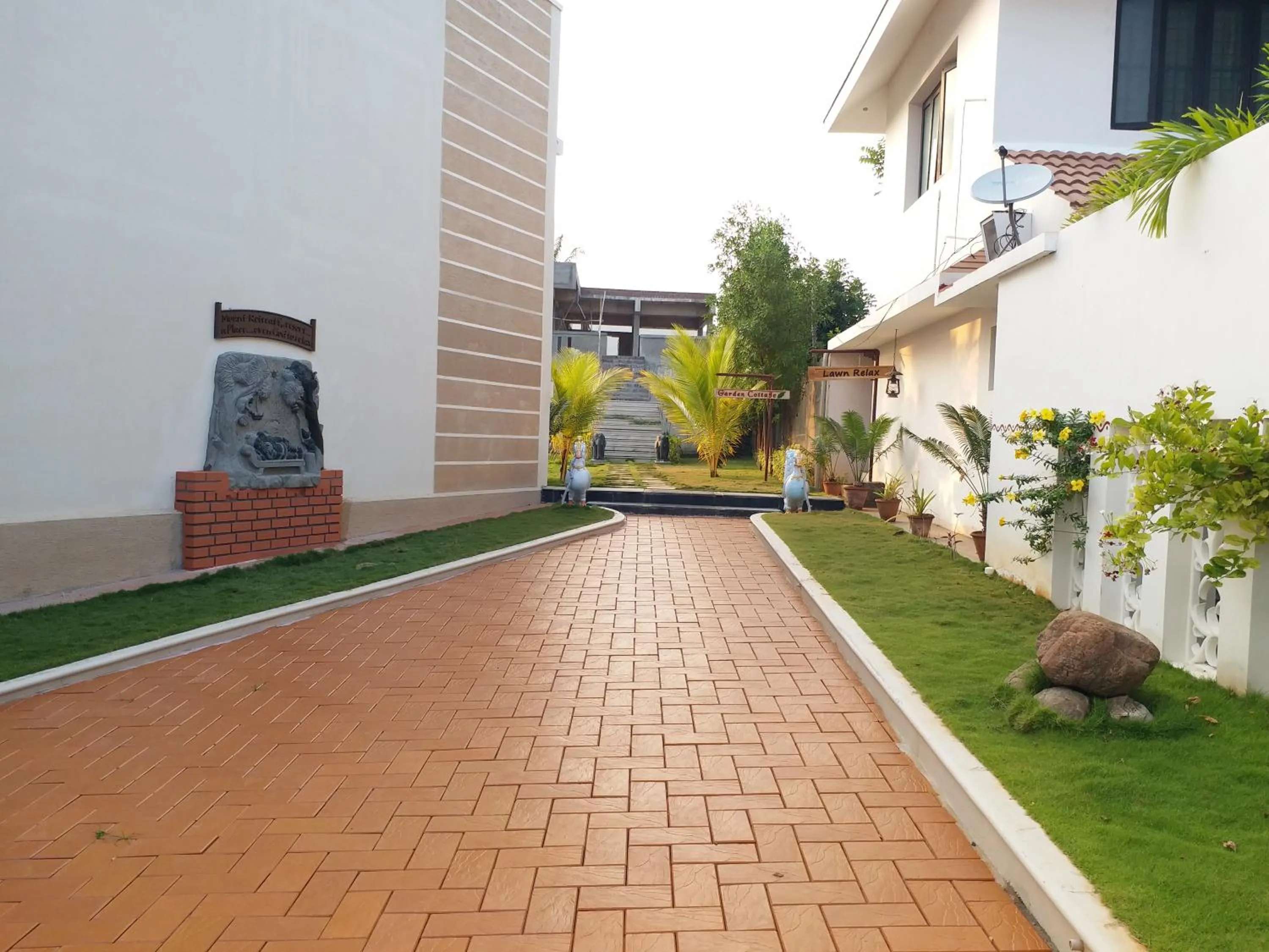 Facade/entrance in Mount Retreat Resorts - Madurai