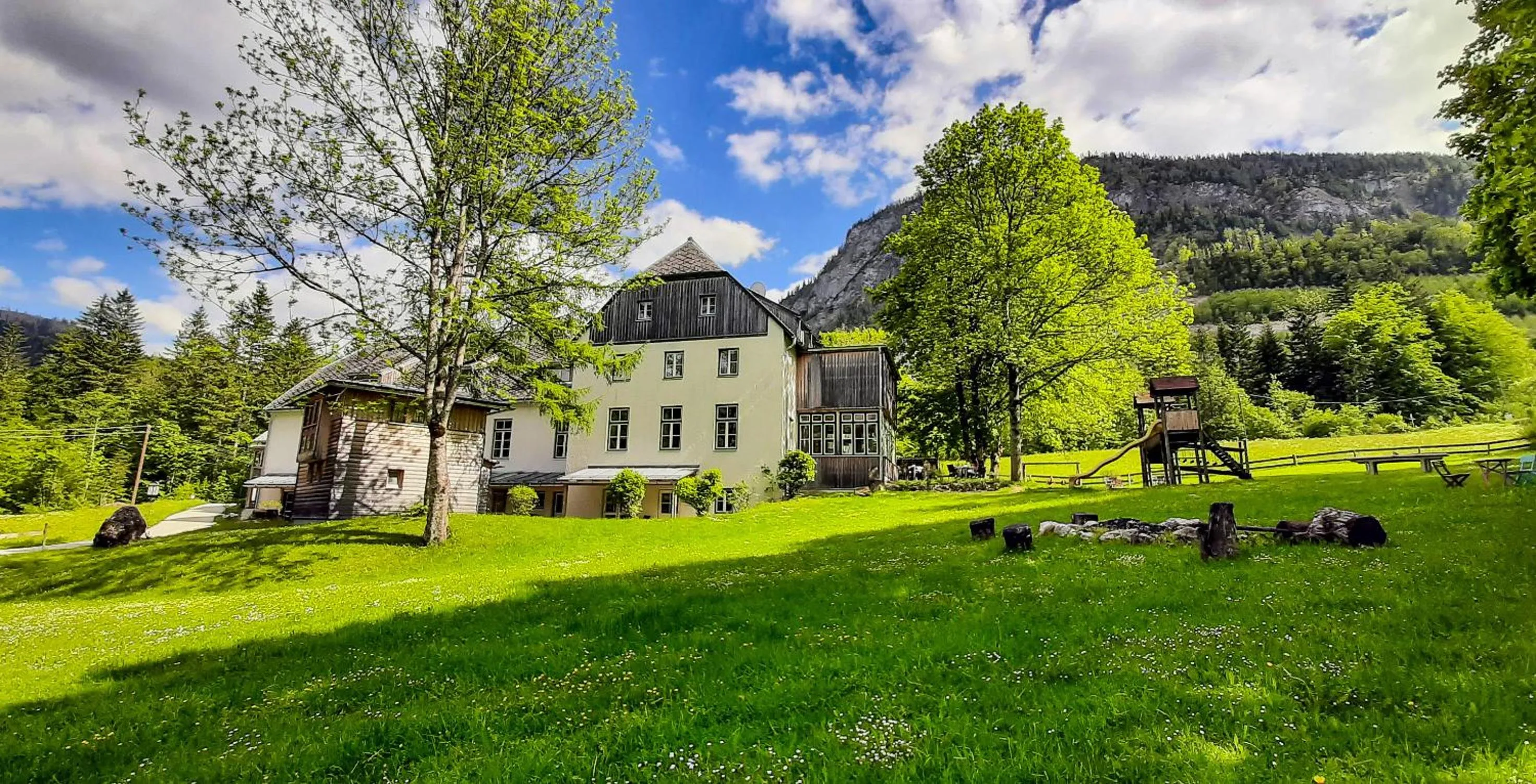 Property building in JUFA Hotel Grundlsee