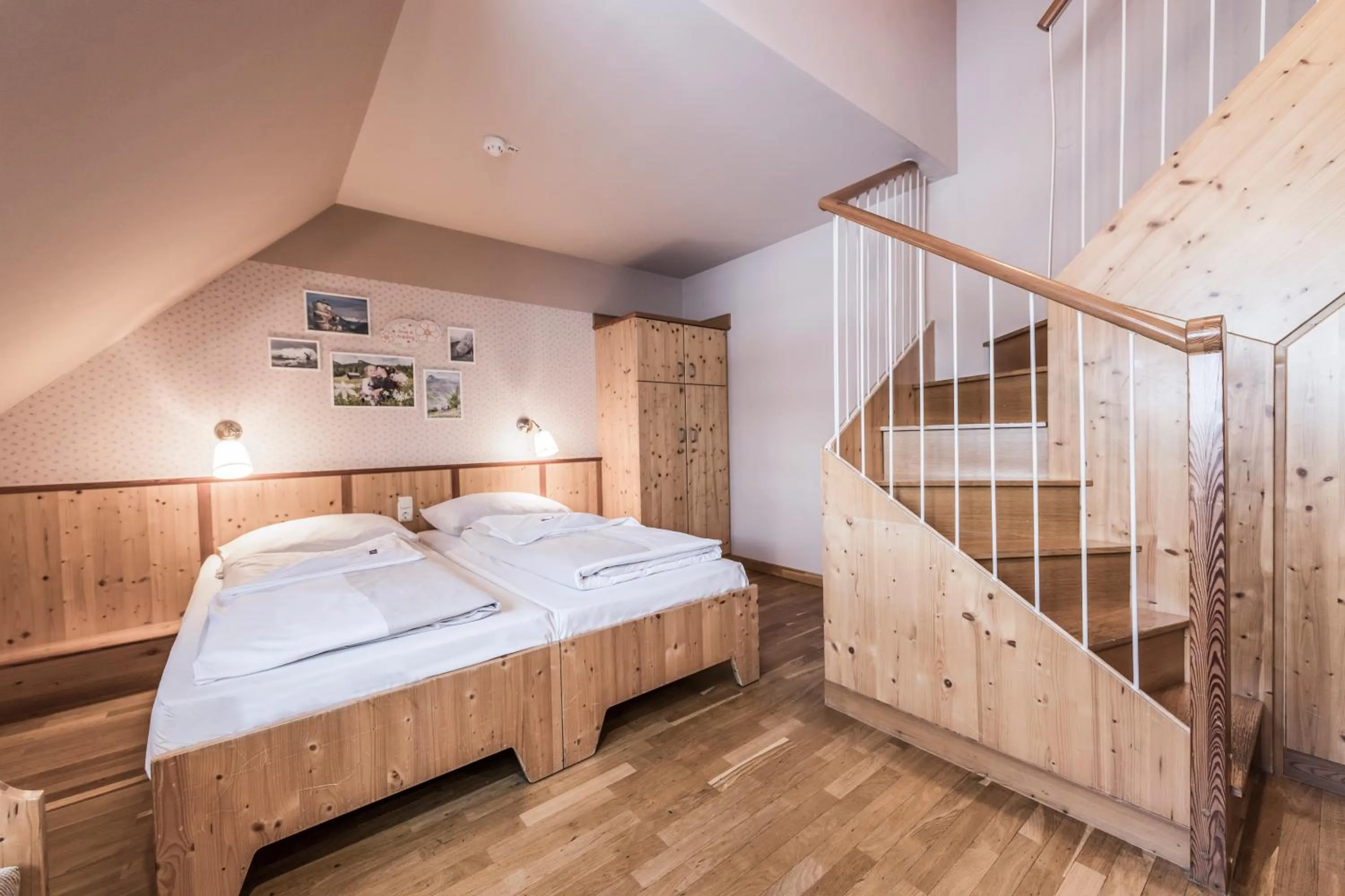 Photo of the whole room, Bed in JUFA Hotel Grundlsee