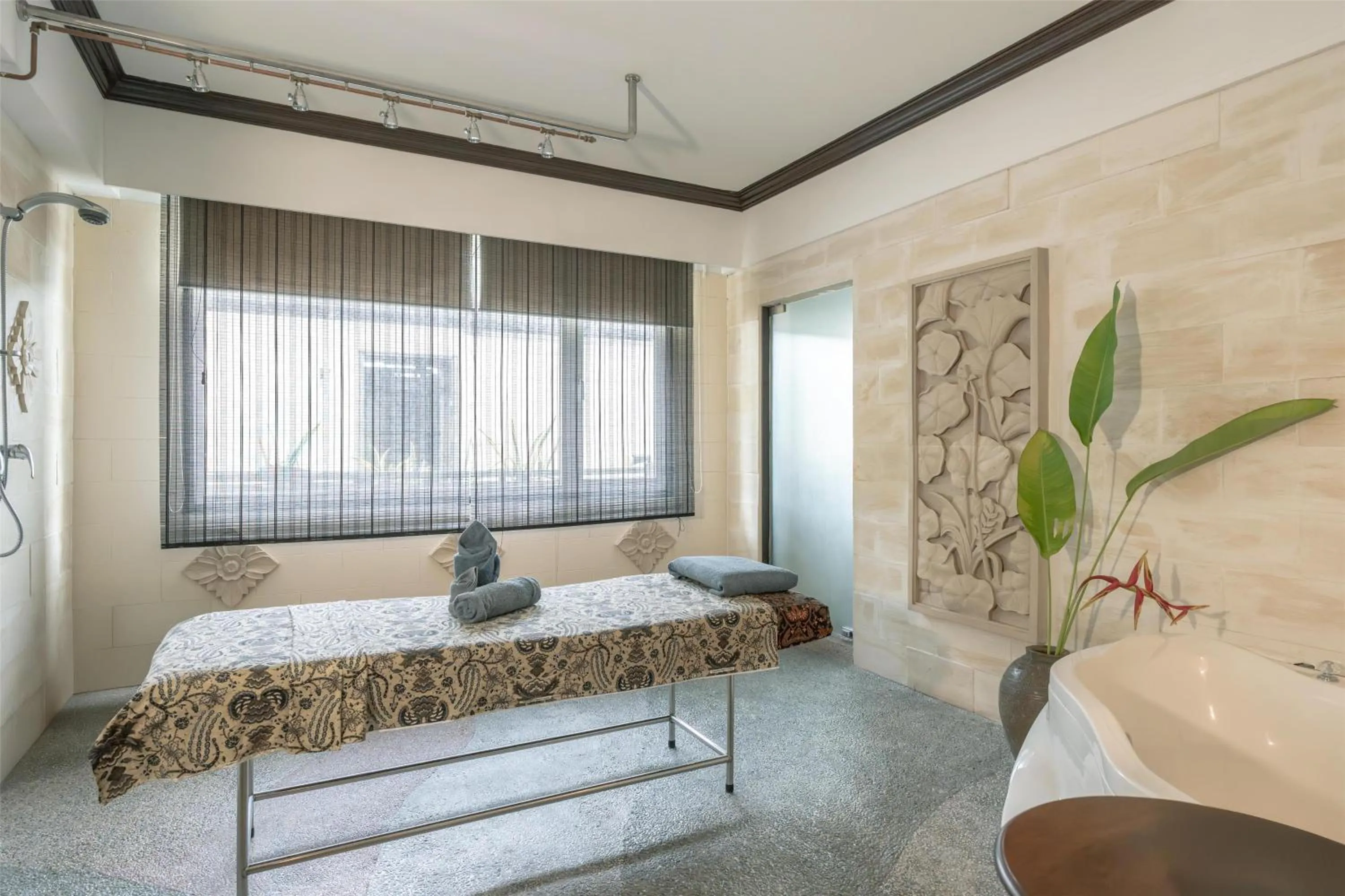 Spa and wellness centre/facilities in Radisson Hotel Brunei Darussalam