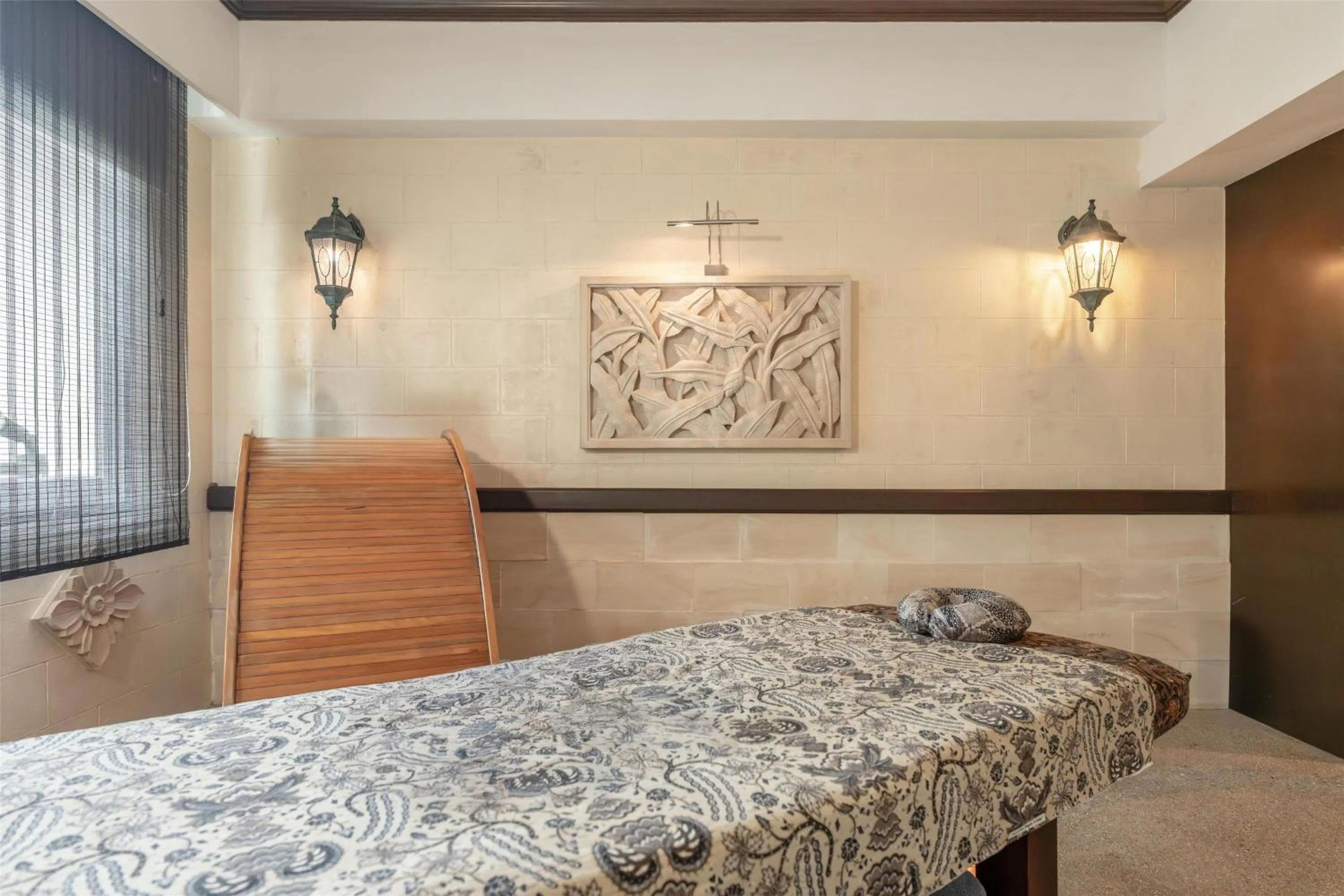 Spa and wellness centre/facilities, Bed in Radisson Hotel Brunei Darussalam