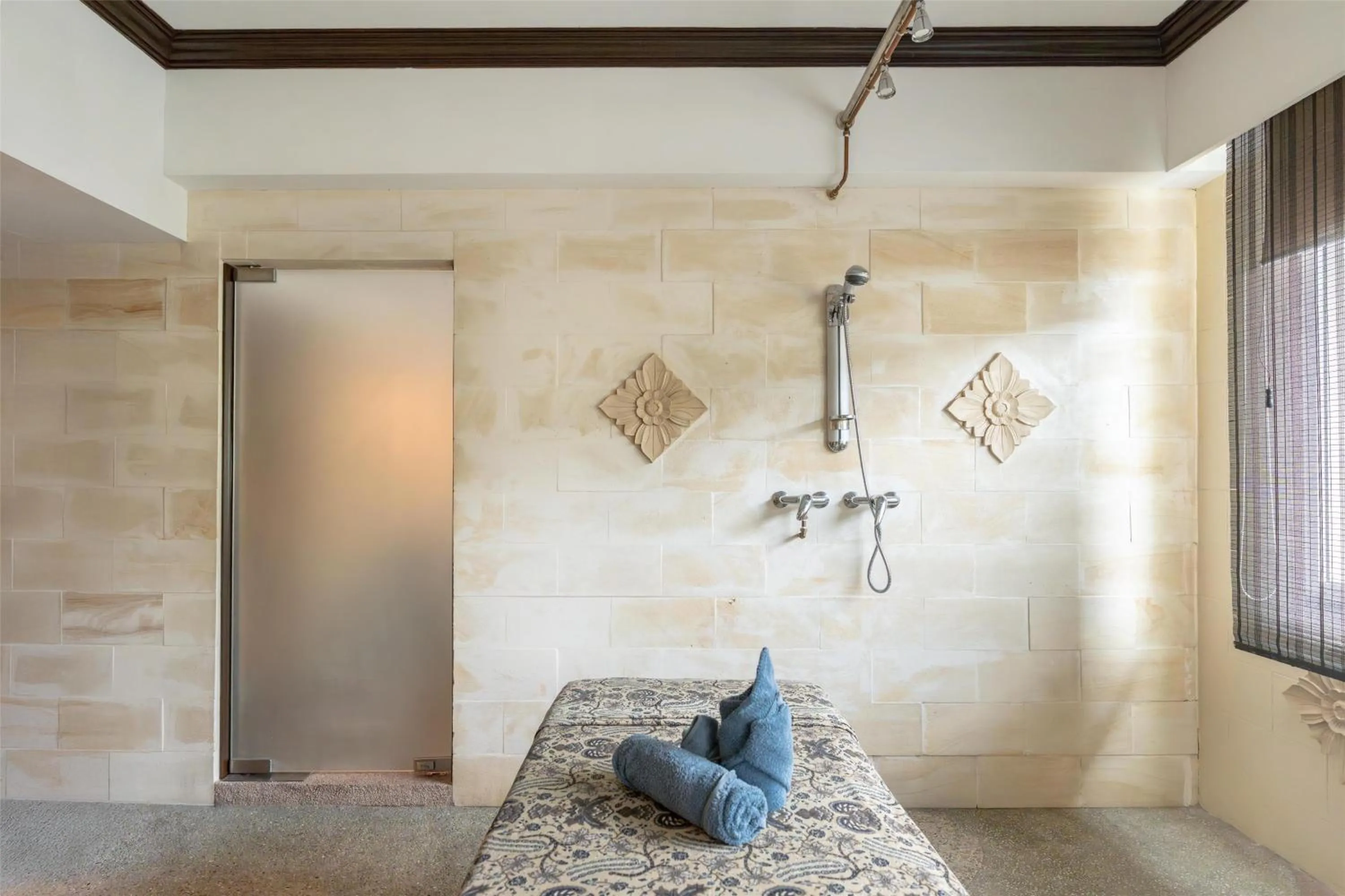 Spa and wellness centre/facilities in Radisson Hotel Brunei Darussalam