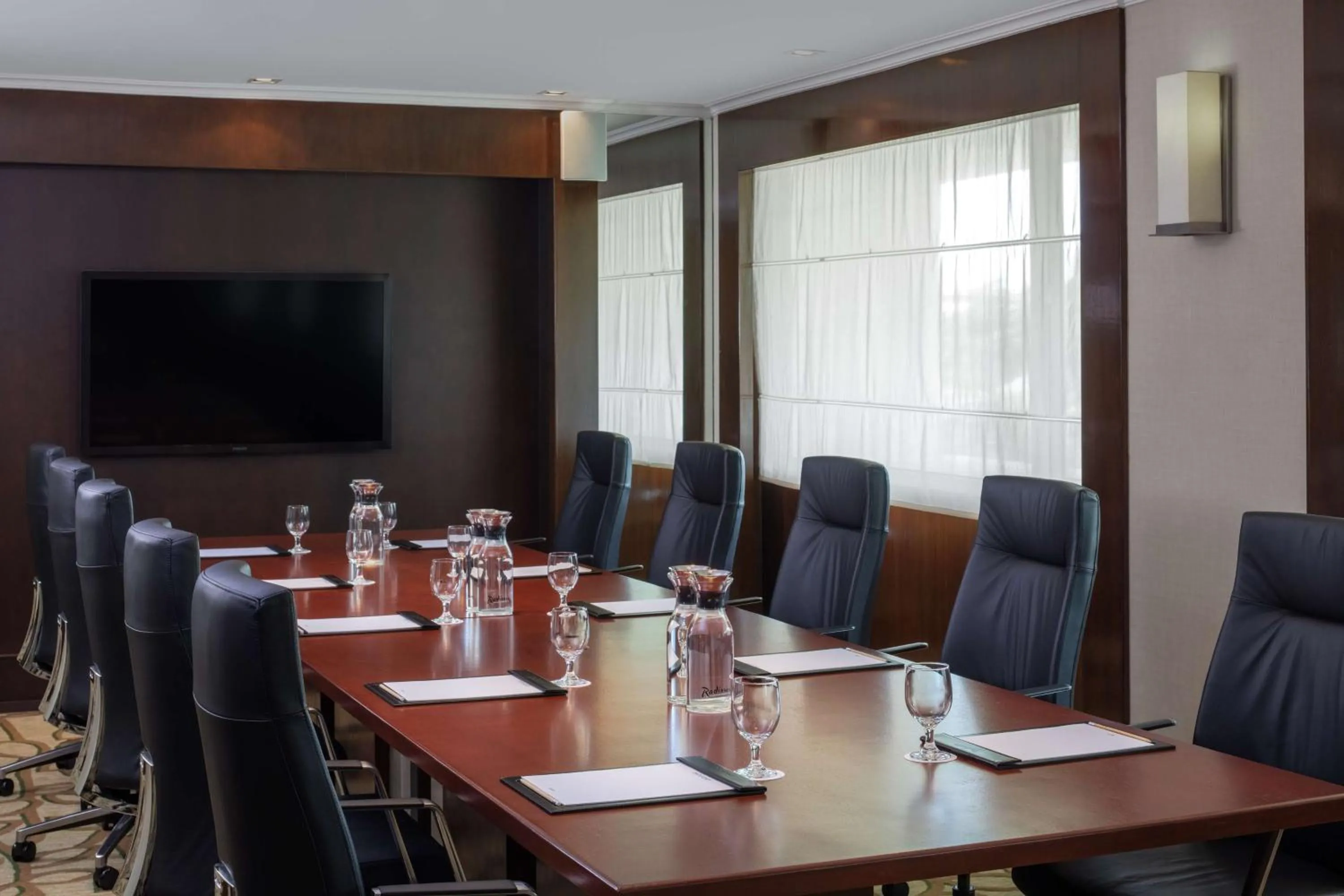 Meeting/conference room in Radisson Hotel Brunei Darussalam