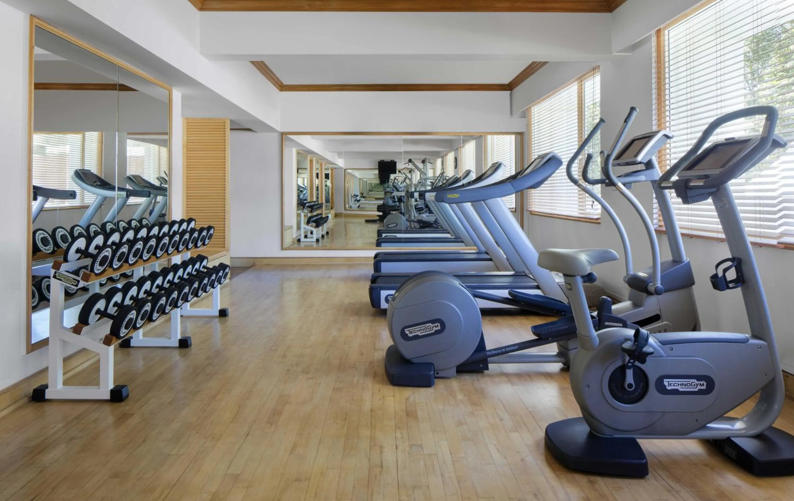 Fitness centre/facilities in Radisson Hotel Brunei Darussalam