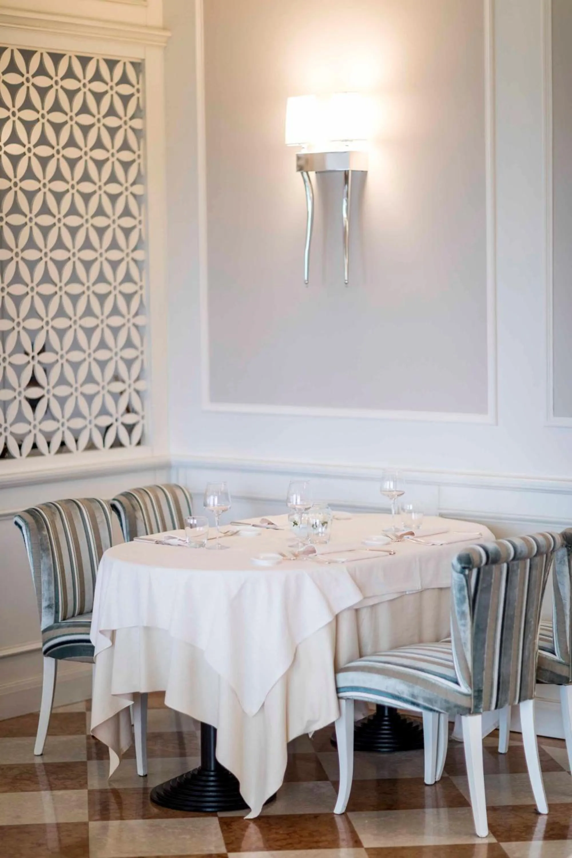 Restaurant/places to eat in Madrigale Panoramic Lifestyle & Soulful Hotel