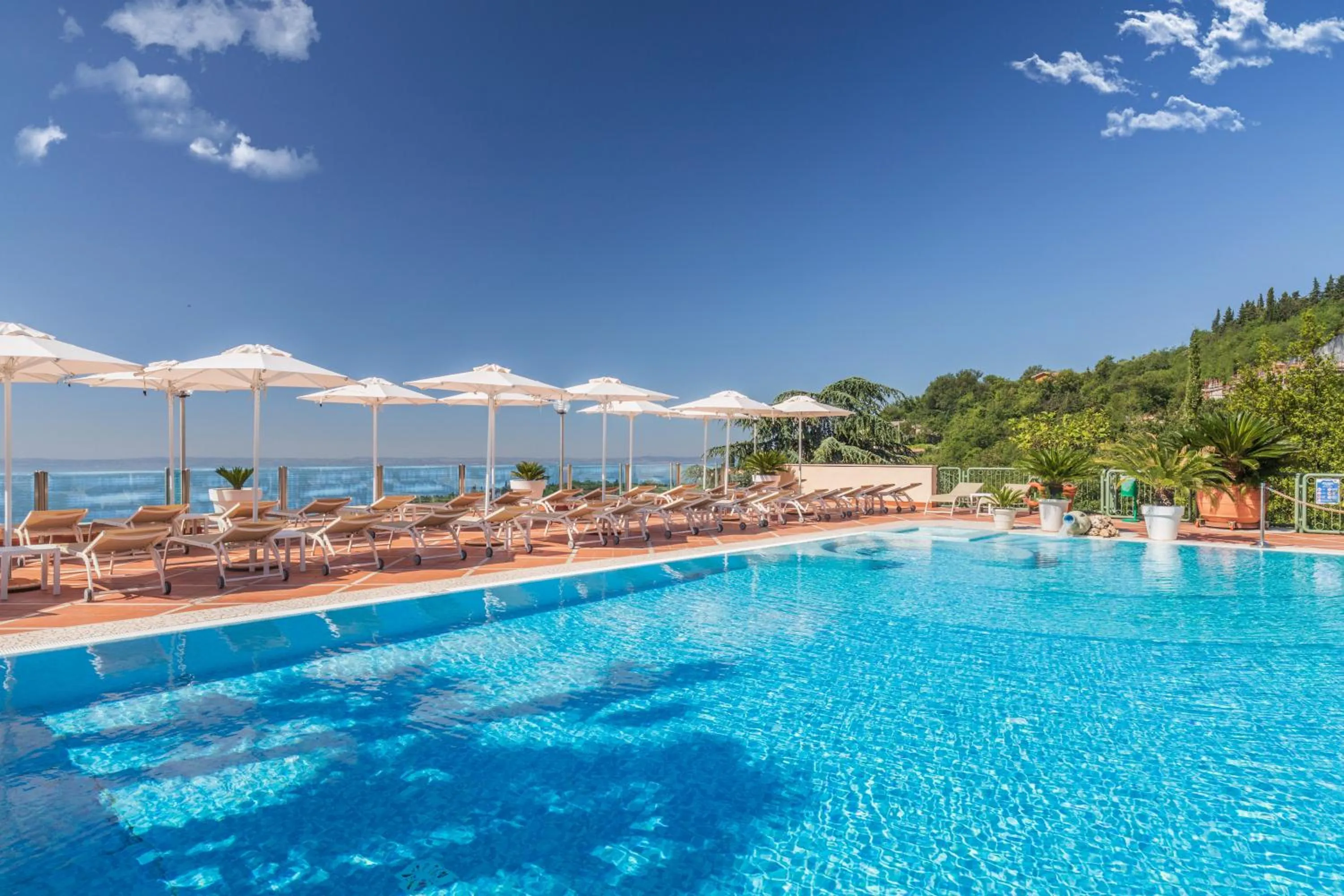 Swimming pool in Madrigale Panoramic Lifestyle & Soulful Hotel