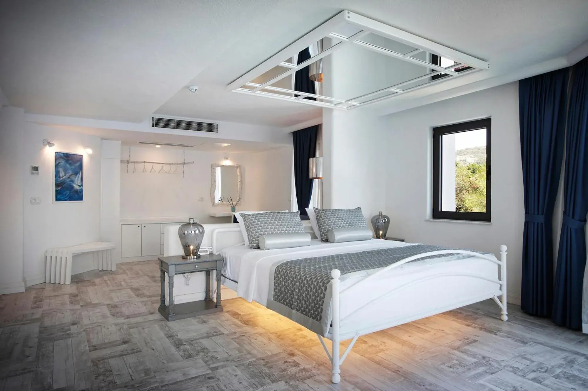 Junior Suite with Balcony in Alley Prime Hotel Junior Suite with Balcony in Alley Prime Hotel