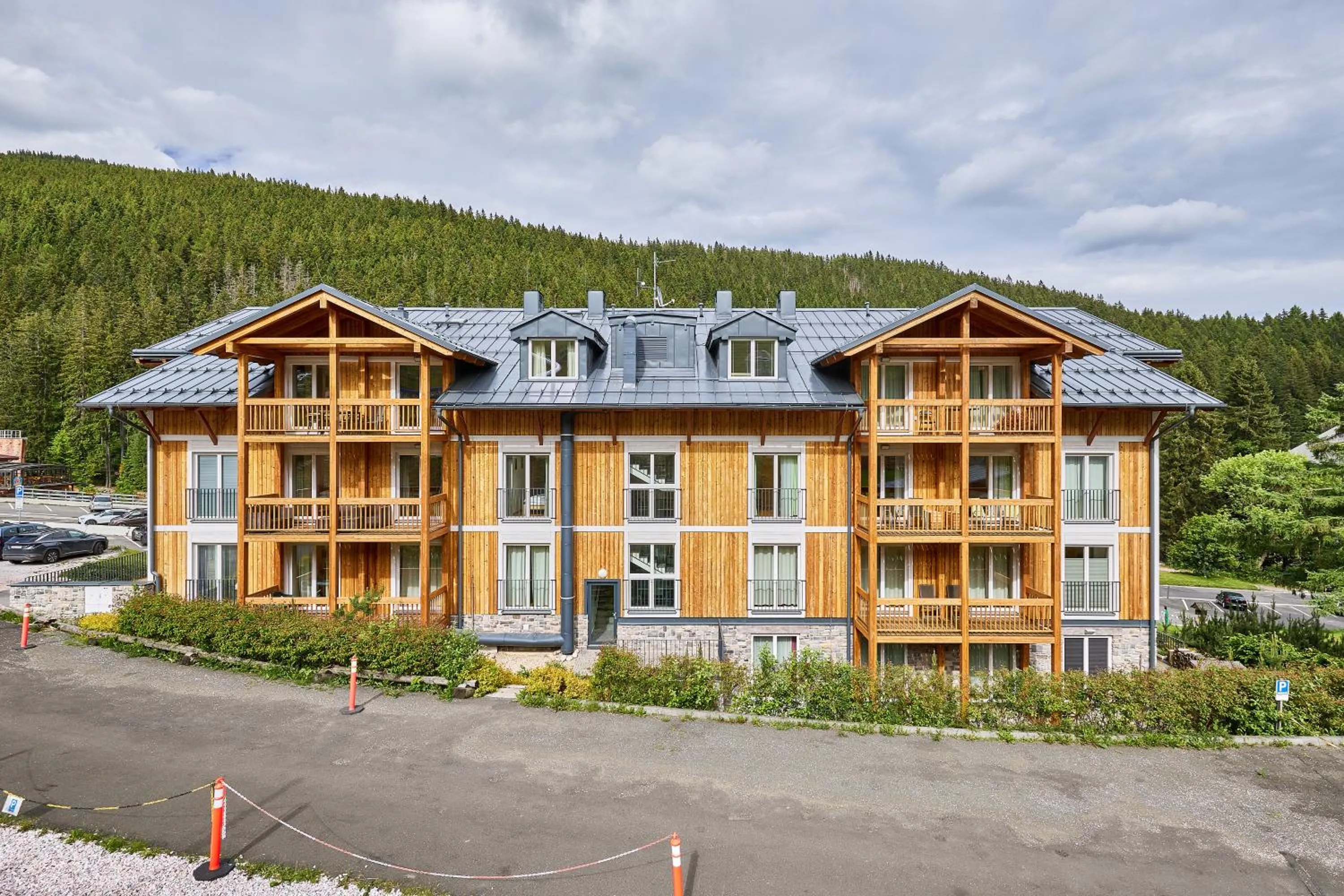 Property building in Aparthotel Kovarna Residence