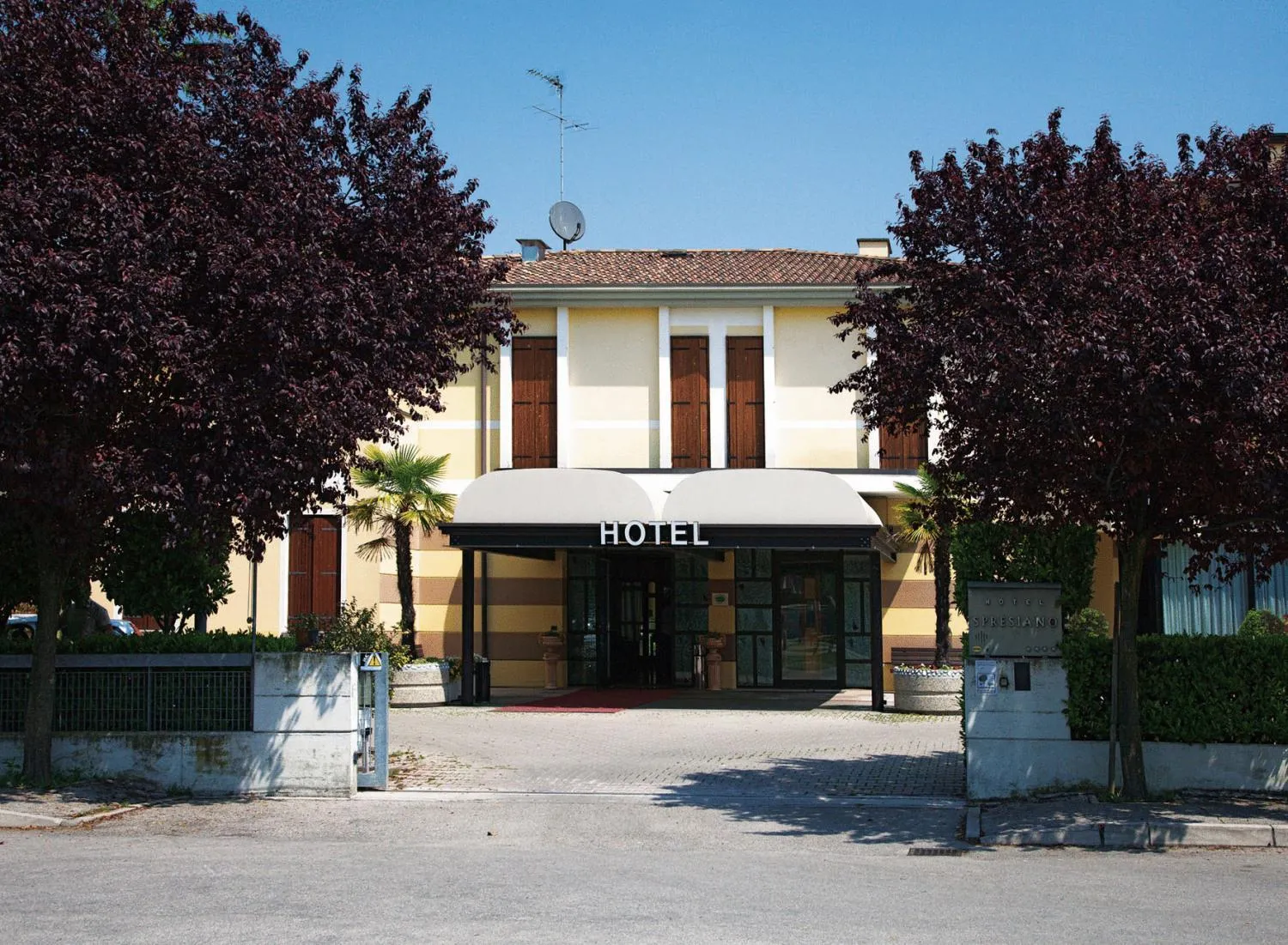 Facade/entrance in Hotel Spresiano