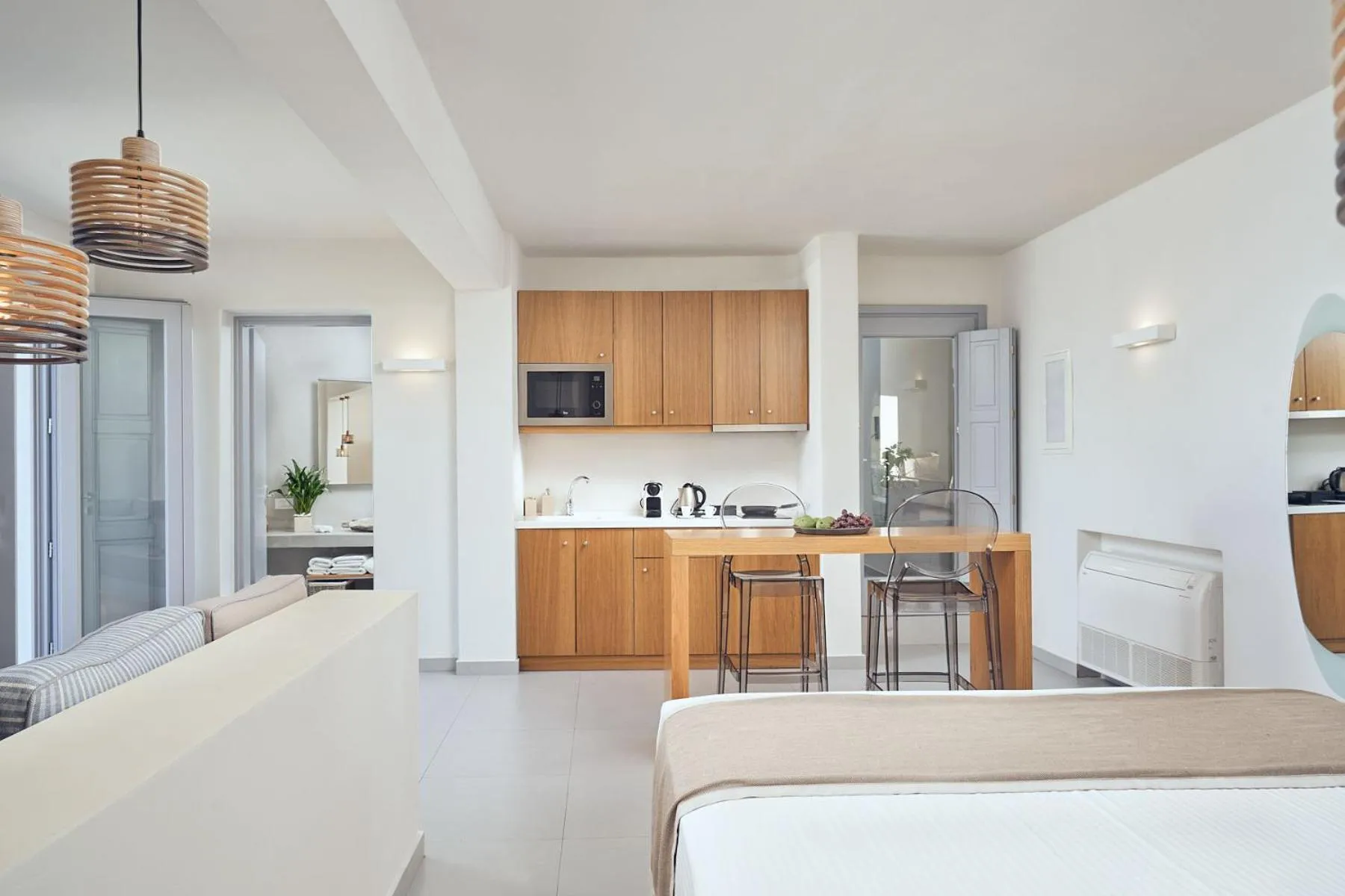 Kitchen or kitchenette, Bed in Nova Luxury Suites