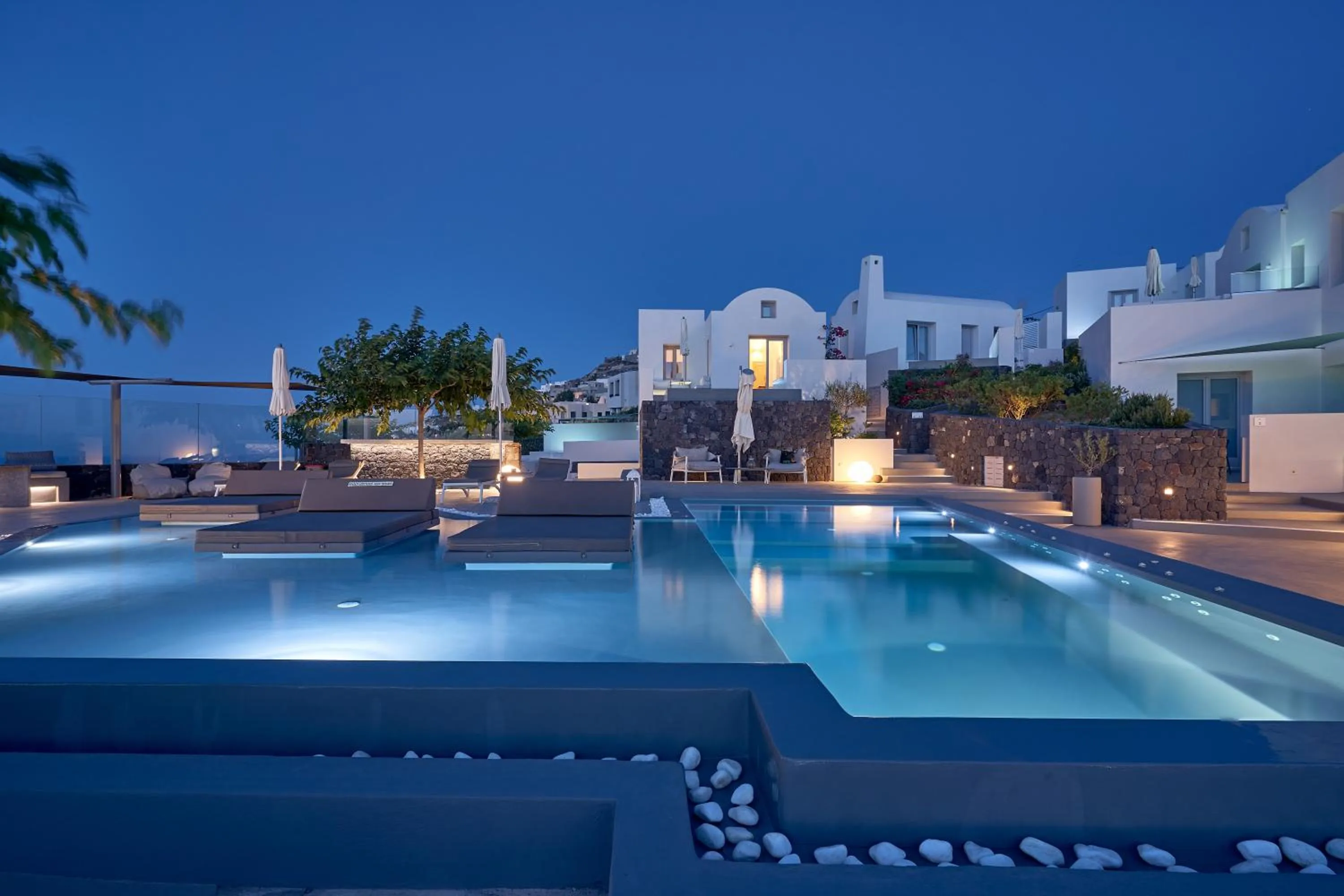 Night in Nova Luxury Suites