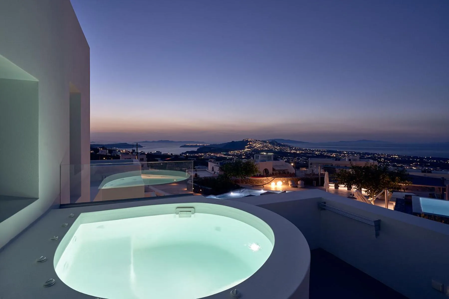 Night in Nova Luxury Suites