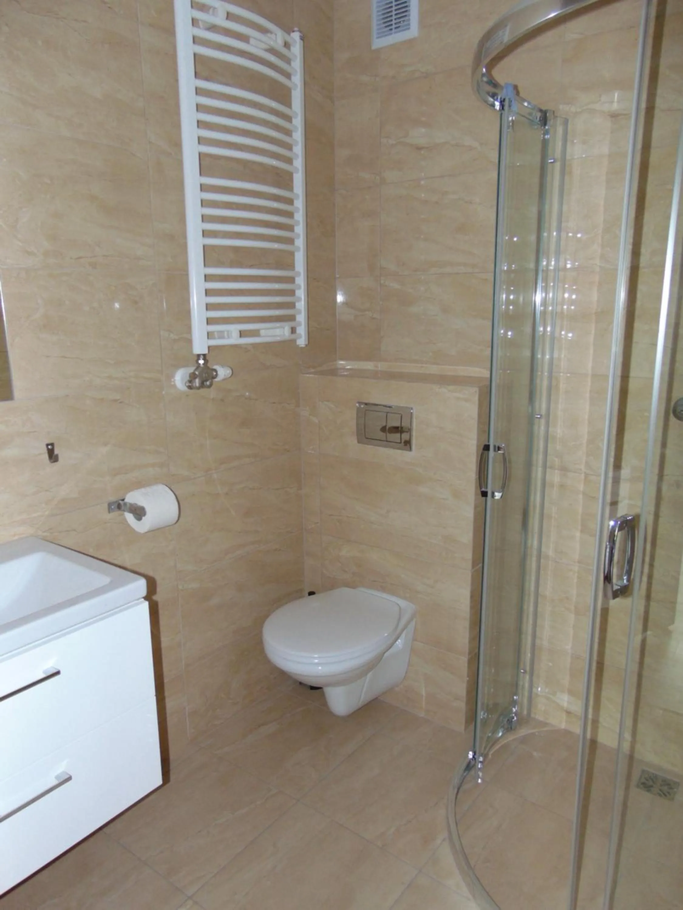 Gosciniec Pod Brzegiem