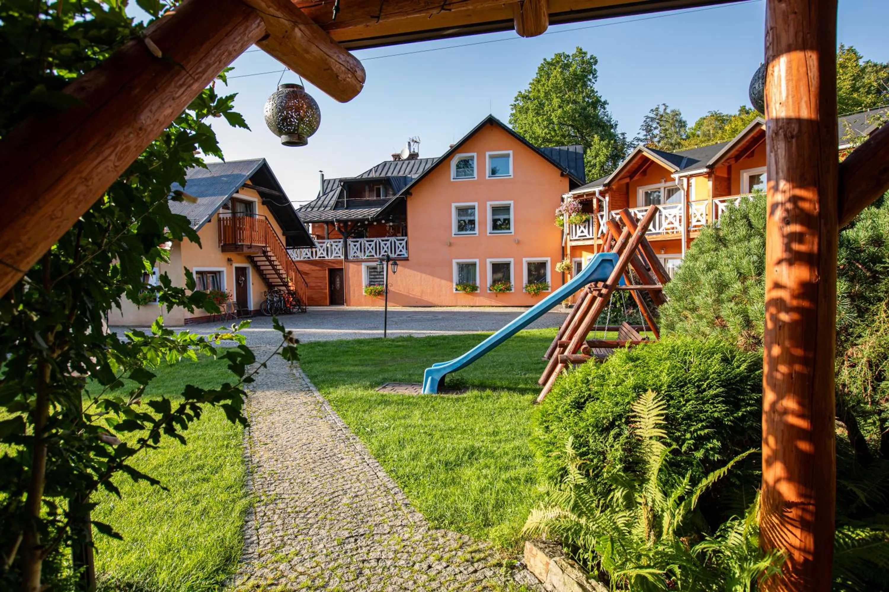 Gosciniec Pod Brzegiem