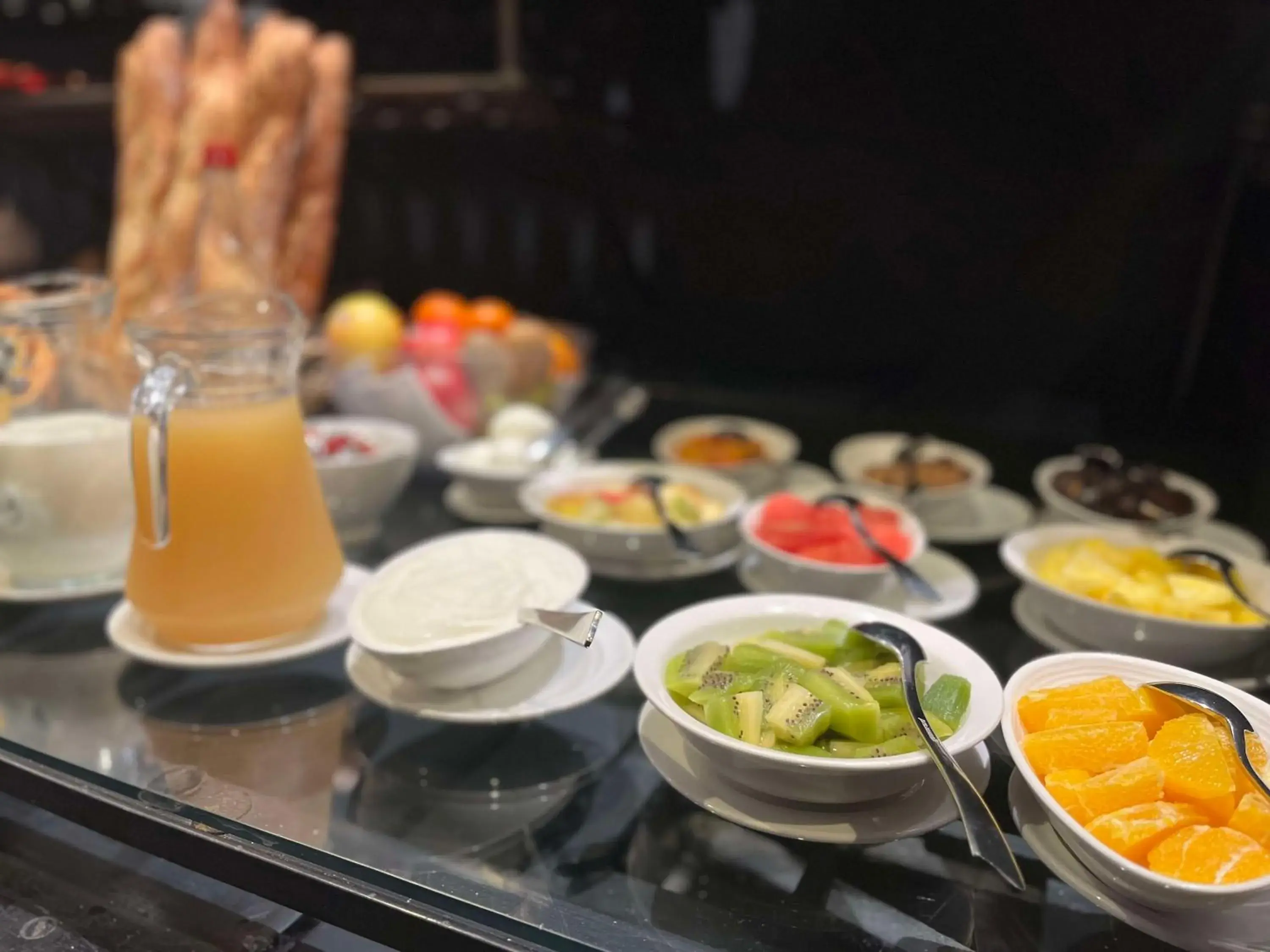 Brit Hotel Du Dauphin L'Aigle Brit Hotel Du Dauphin L'Aigle