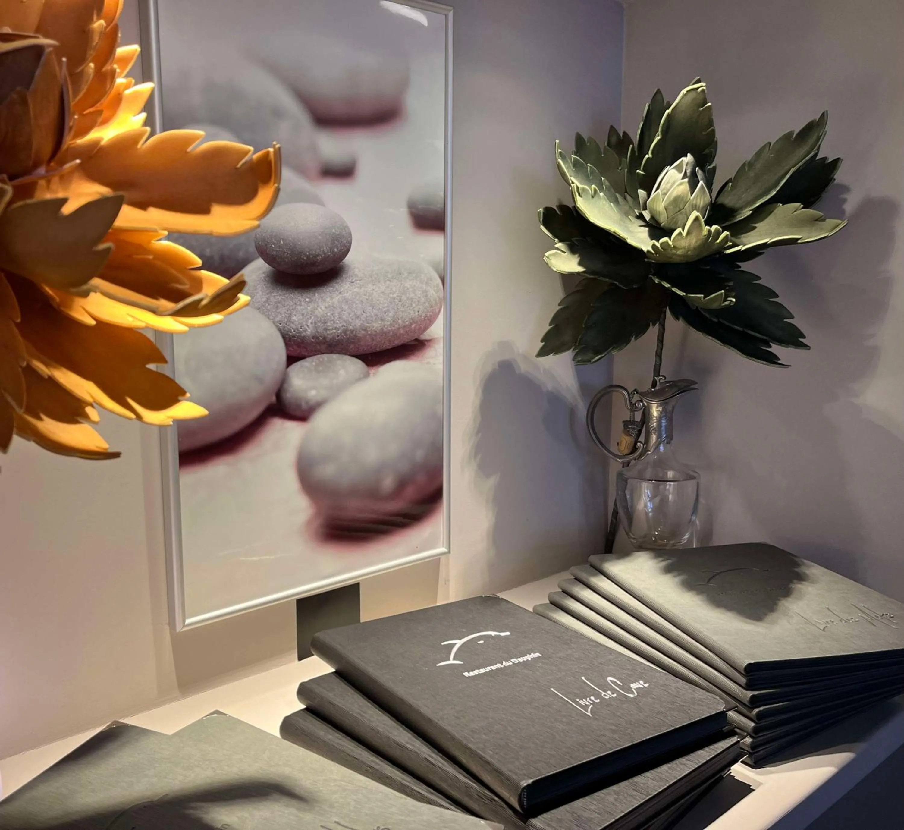 Restaurant/places to eat in Brit Hotel Du Dauphin L'Aigle