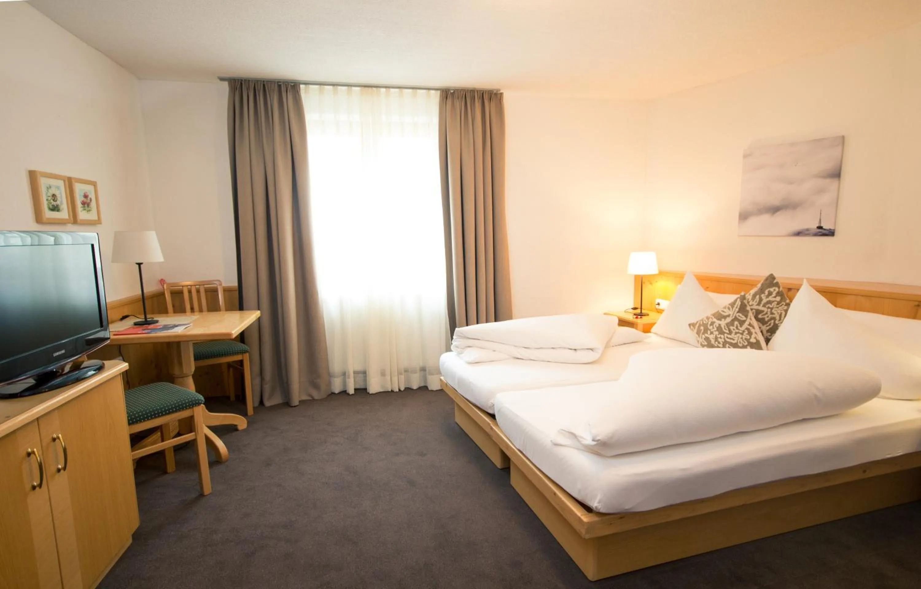 Bed in Hotel Montfort