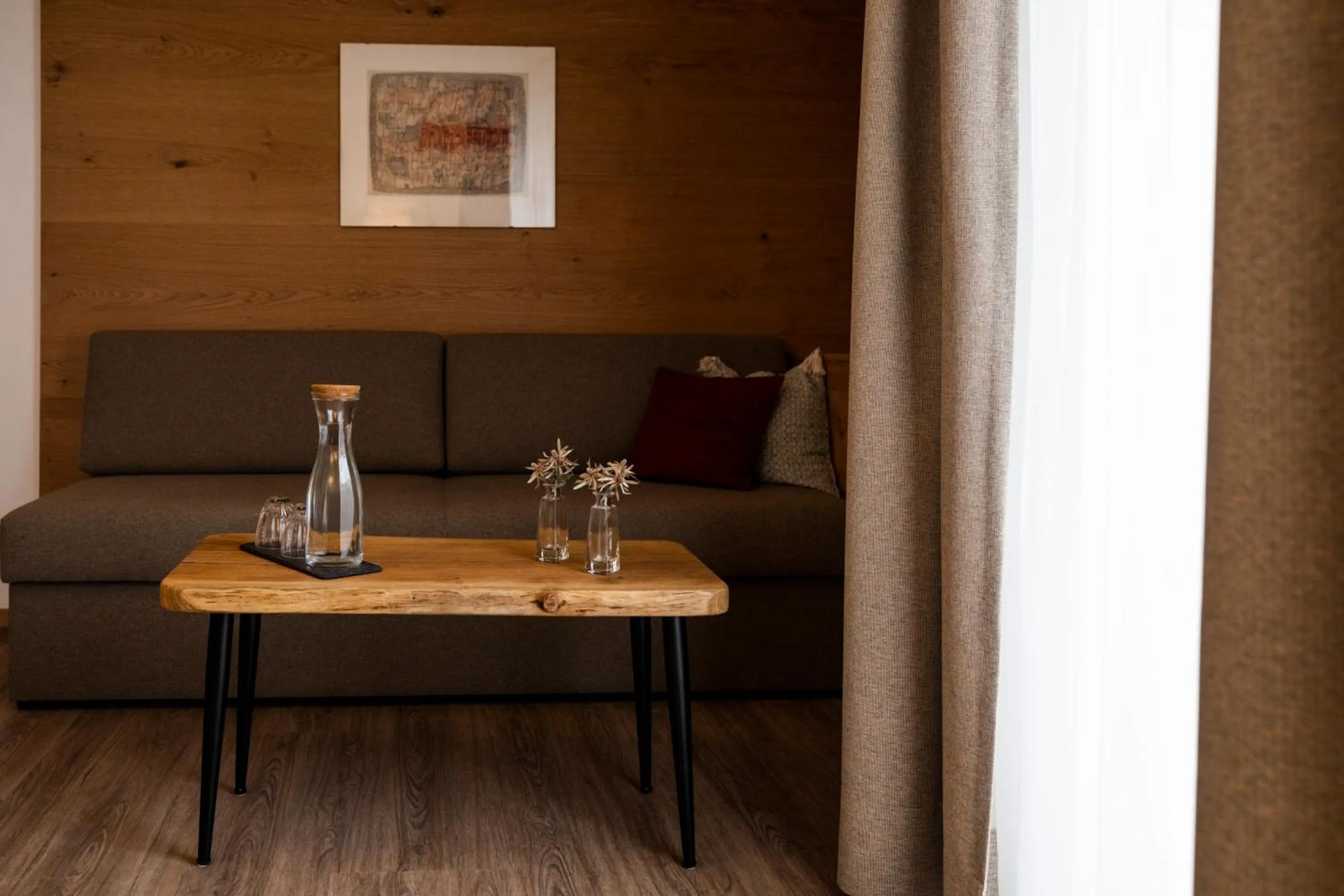 Communal lounge/ TV room in Hotel Montfort