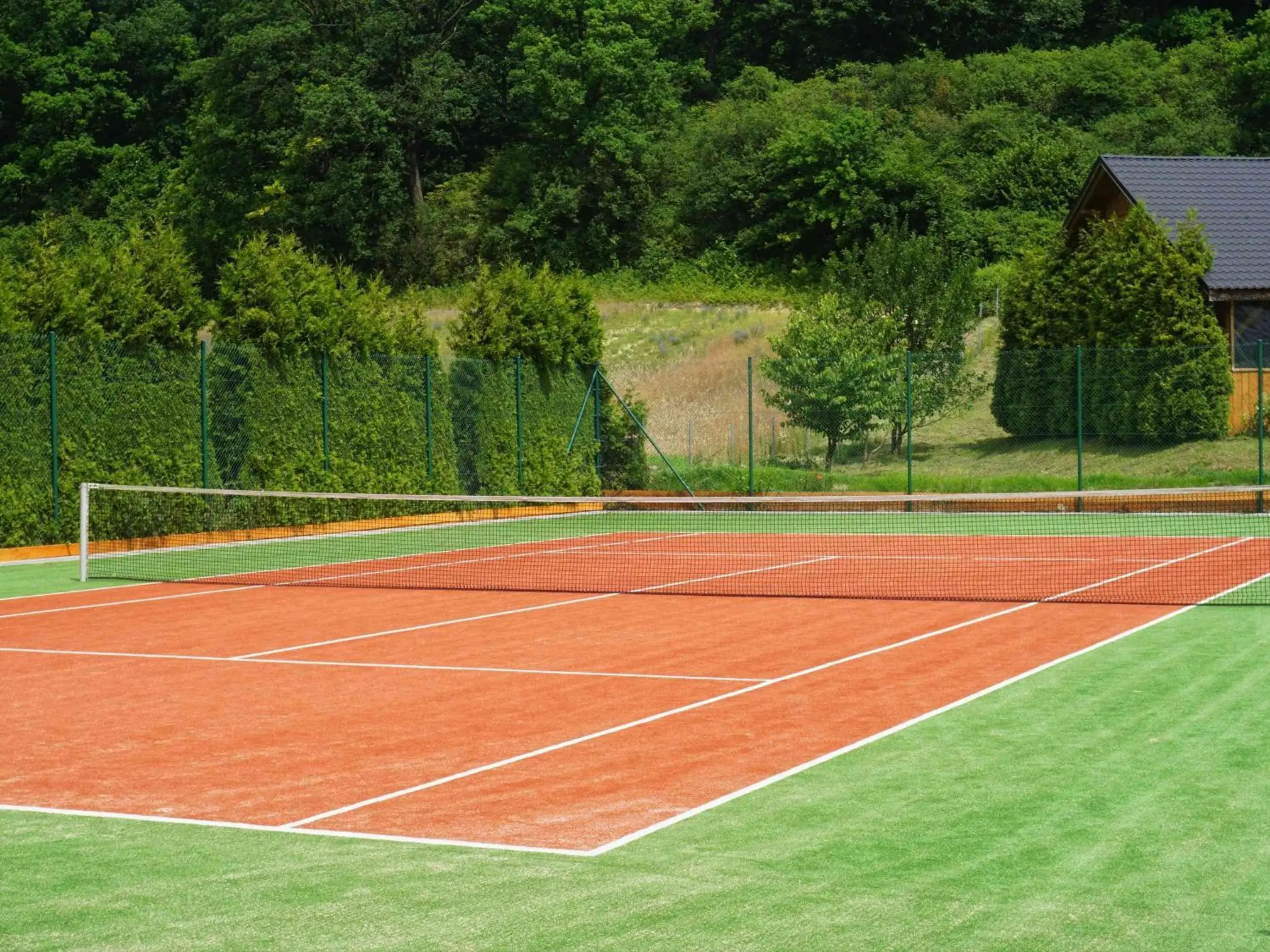 Property building, Tennis/Squash in Mercure Racławice Dosłońce Conference&SPA