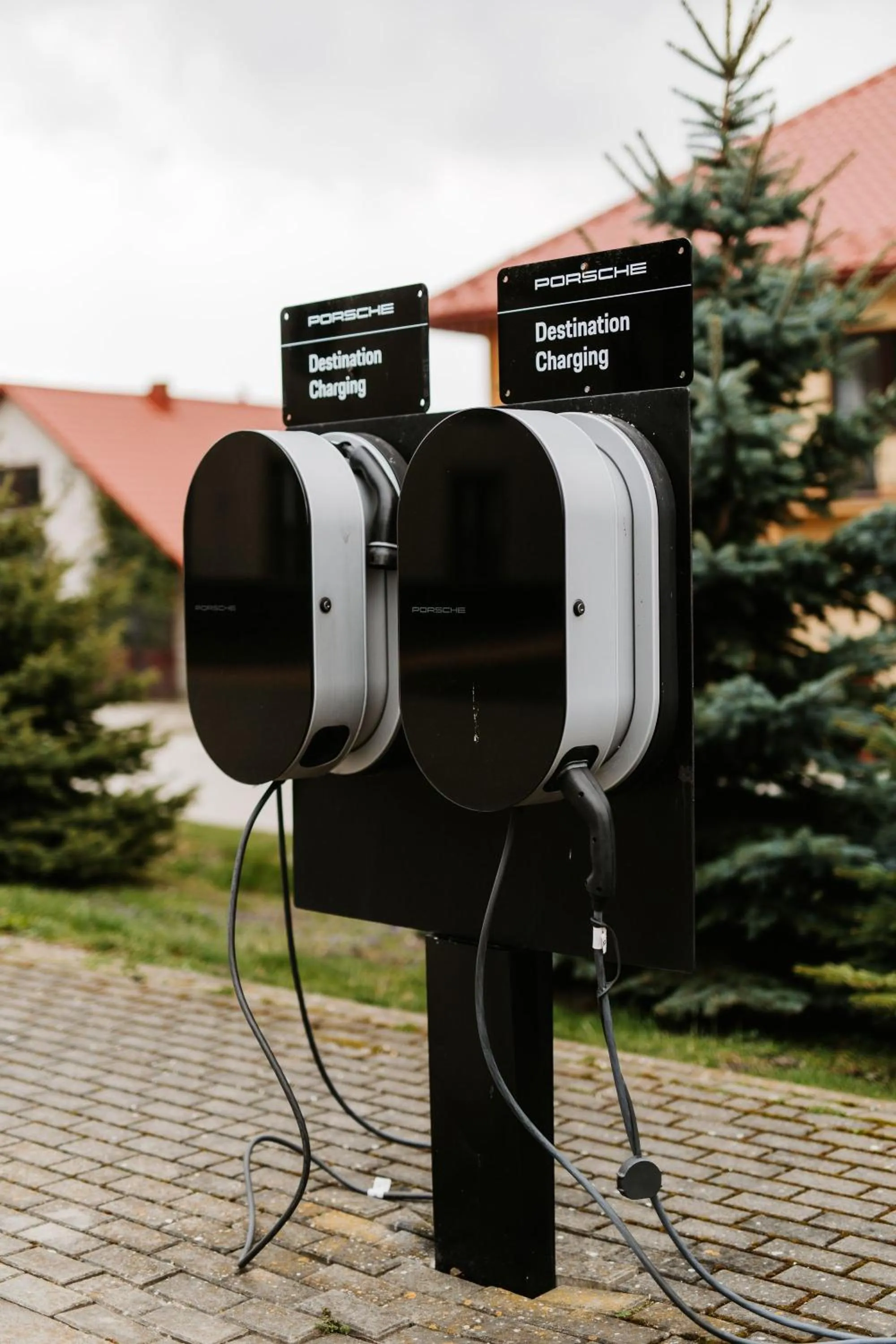 Parking in Dosłońce Resort Wellness & Farm