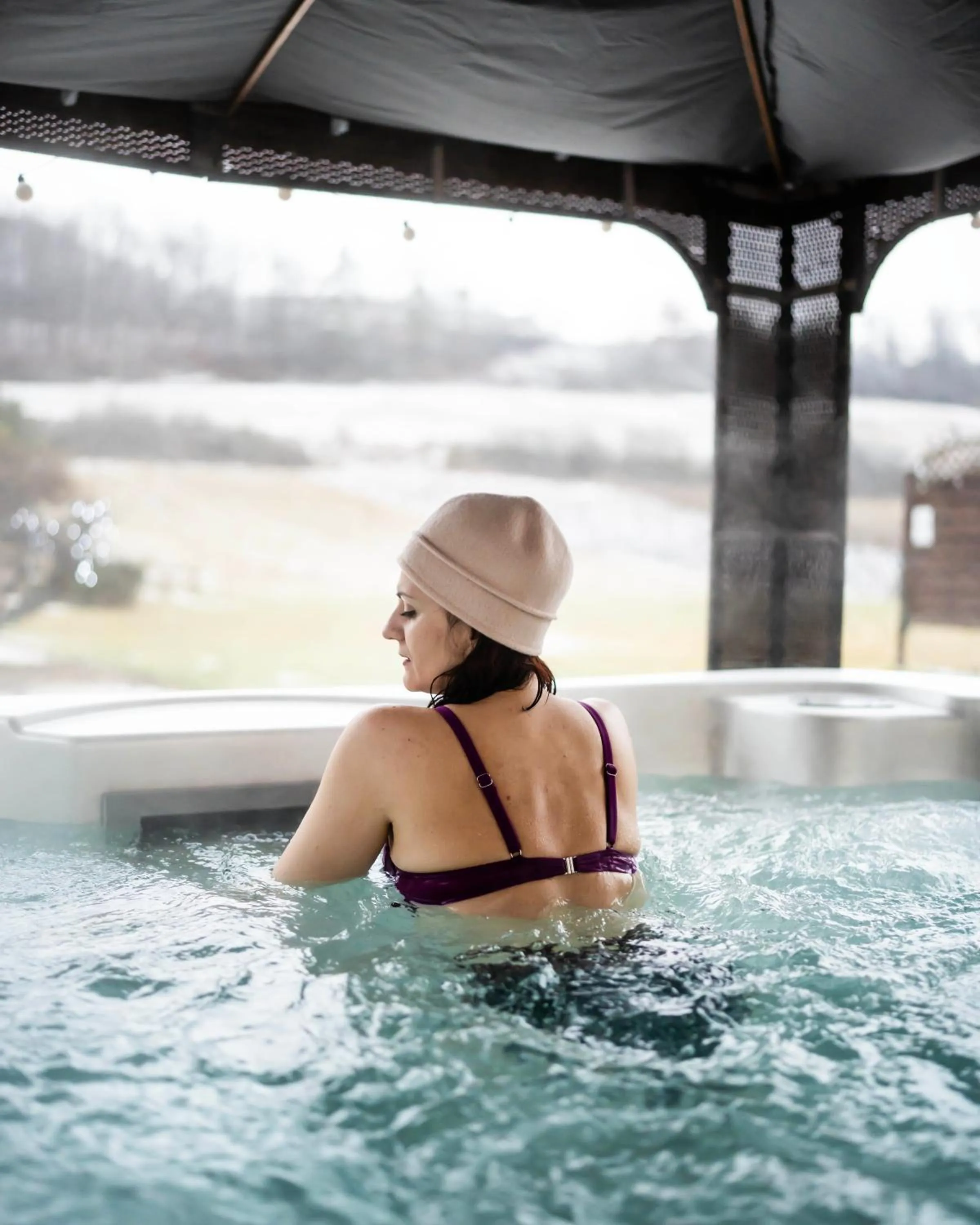 Hot Tub in Dosłońce Resort Wellness & Farm