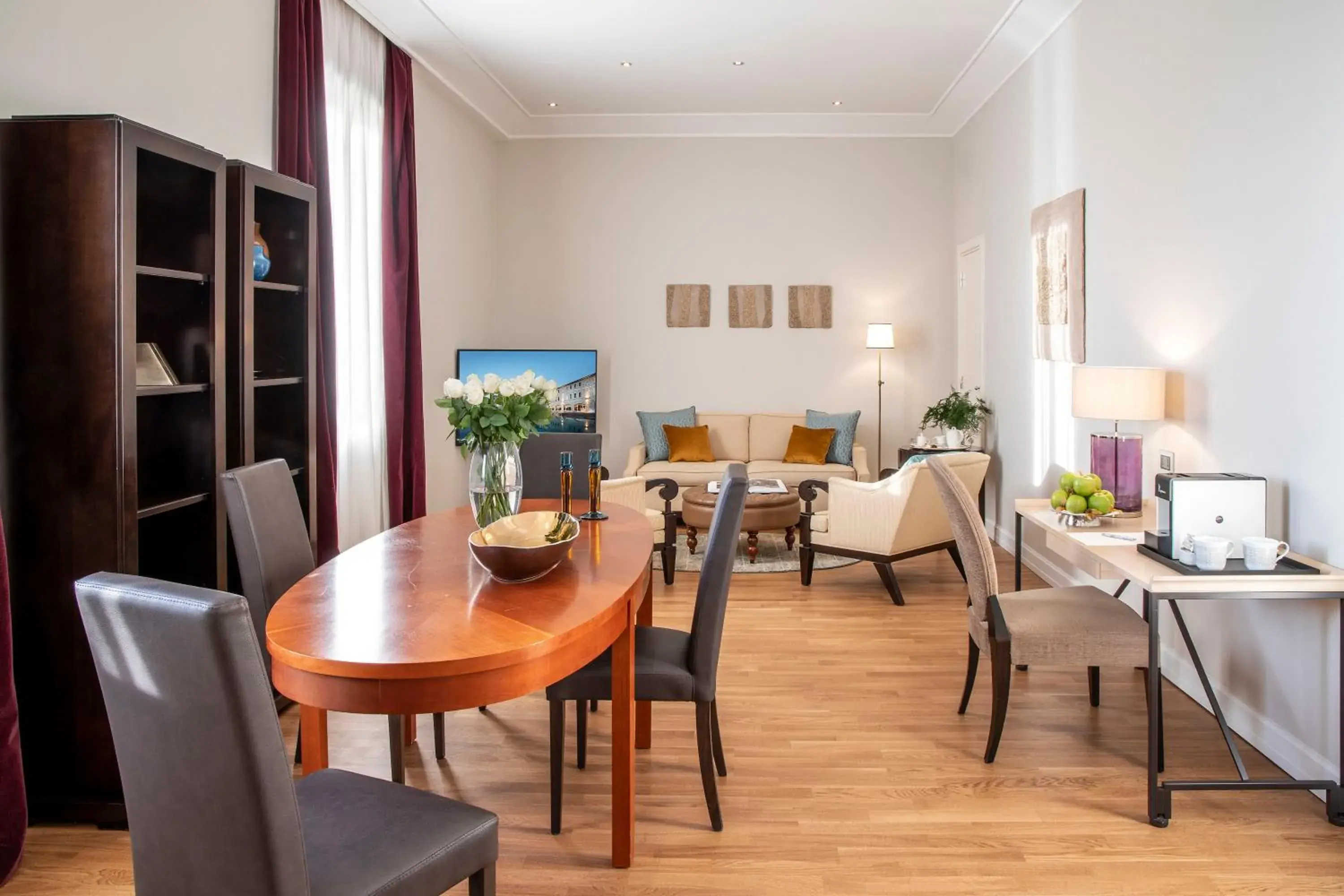 Living room in Terme di Saturnia Natural Spa & Golf Resort - The Leading Hotels of the World Living room in Terme di Saturnia Natural Spa & Golf Resort - The Leading Hotels of the World