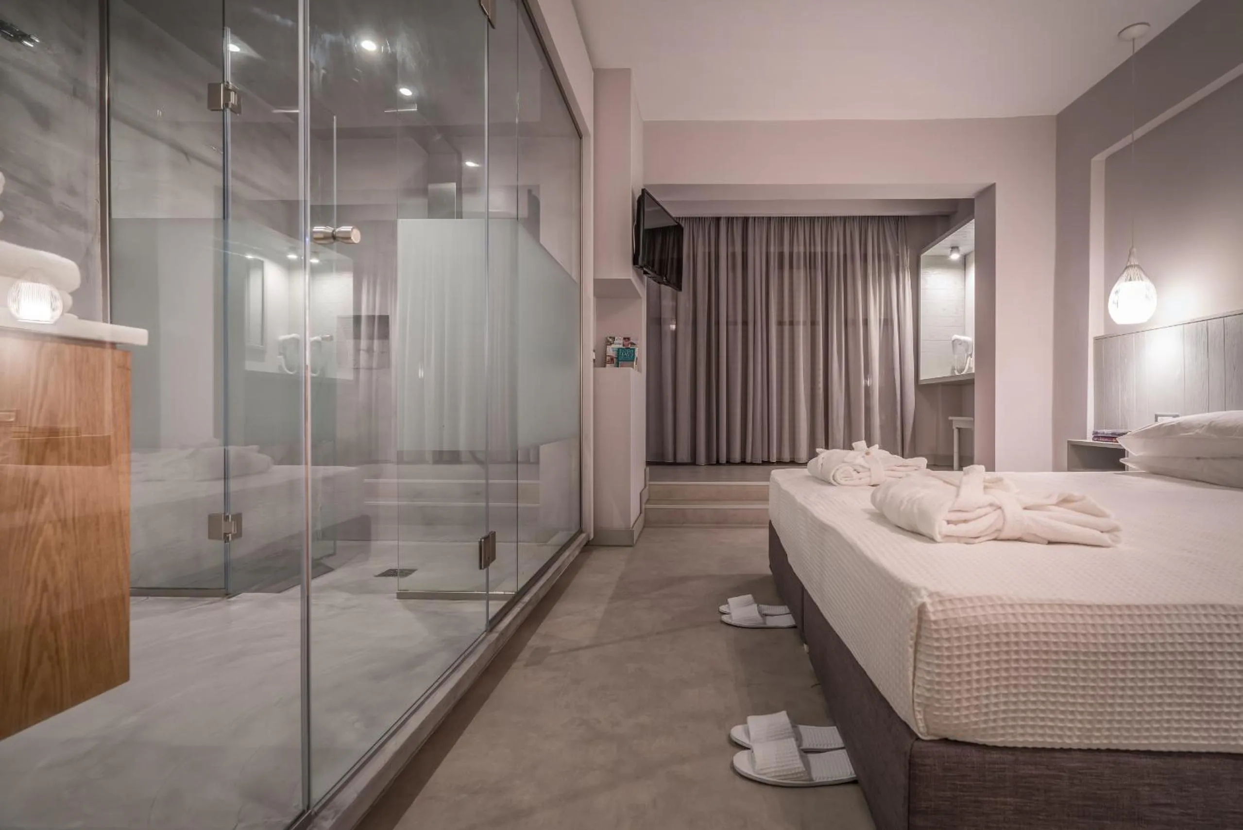 Toilet, Bed in Castelli Hotel-Adults Only