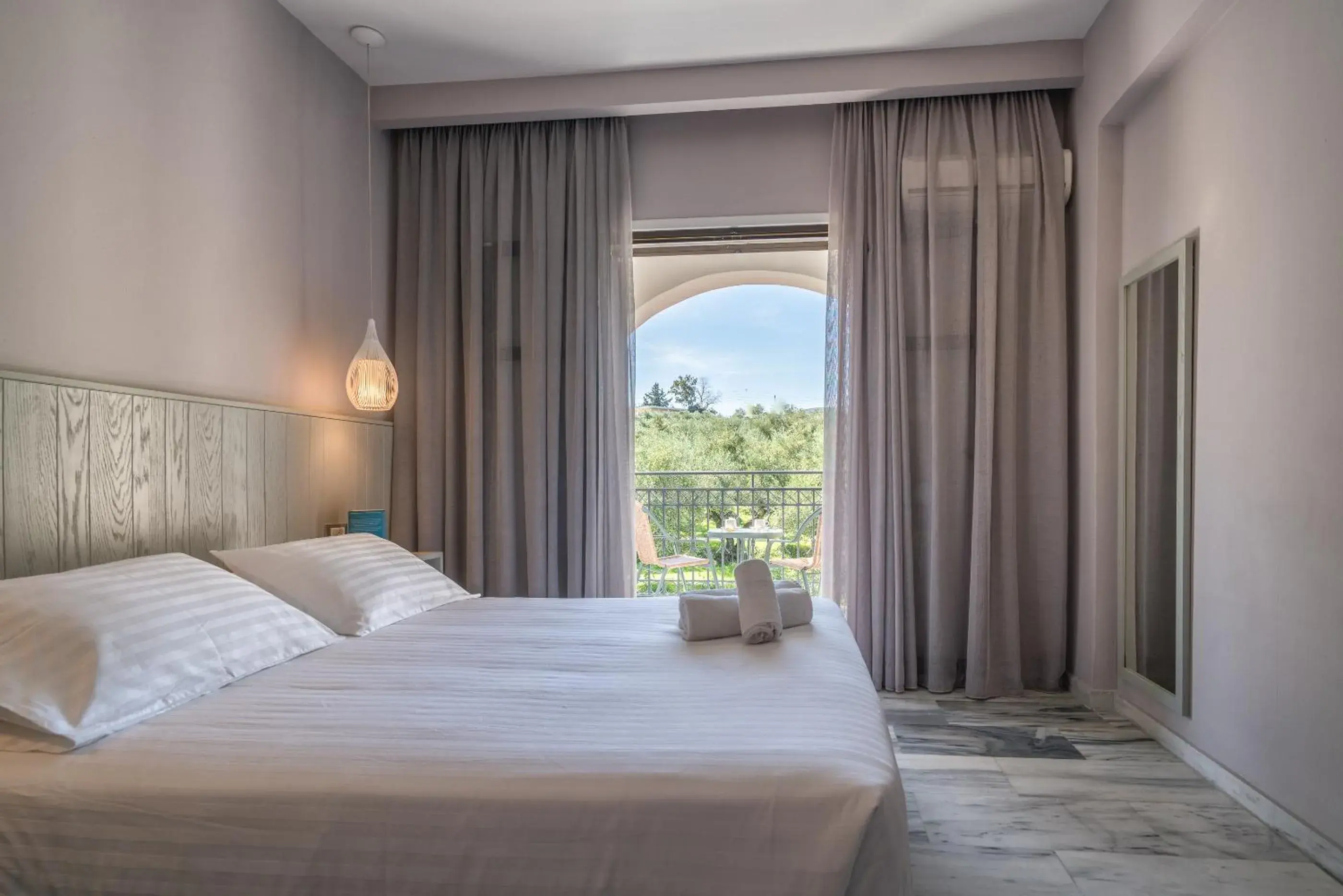 Bed in Castelli Hotel-Adults Only Bed in Castelli Hotel-Adults Only