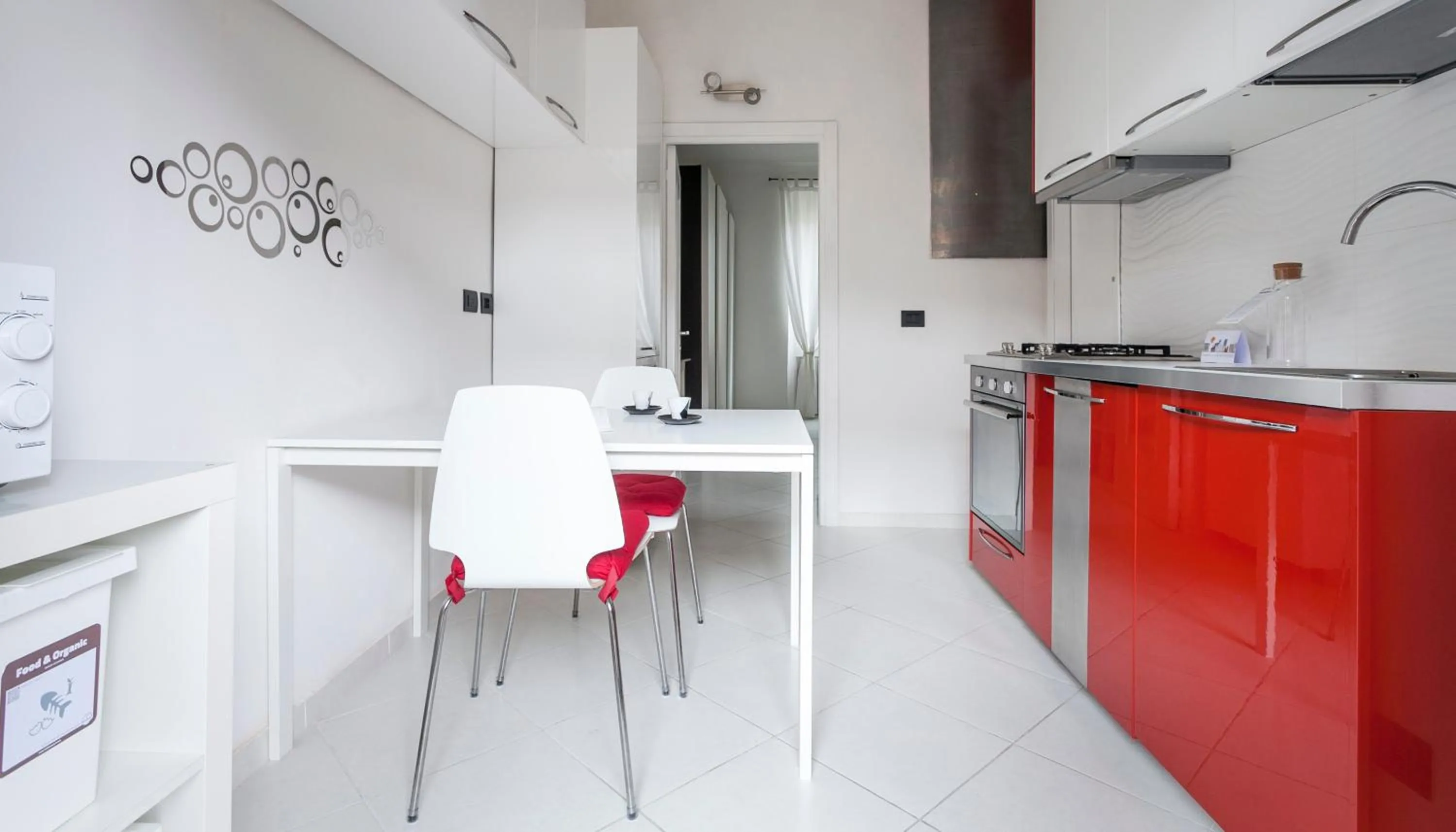 Facade/entrance in Italianway-Porro Lambertenghi