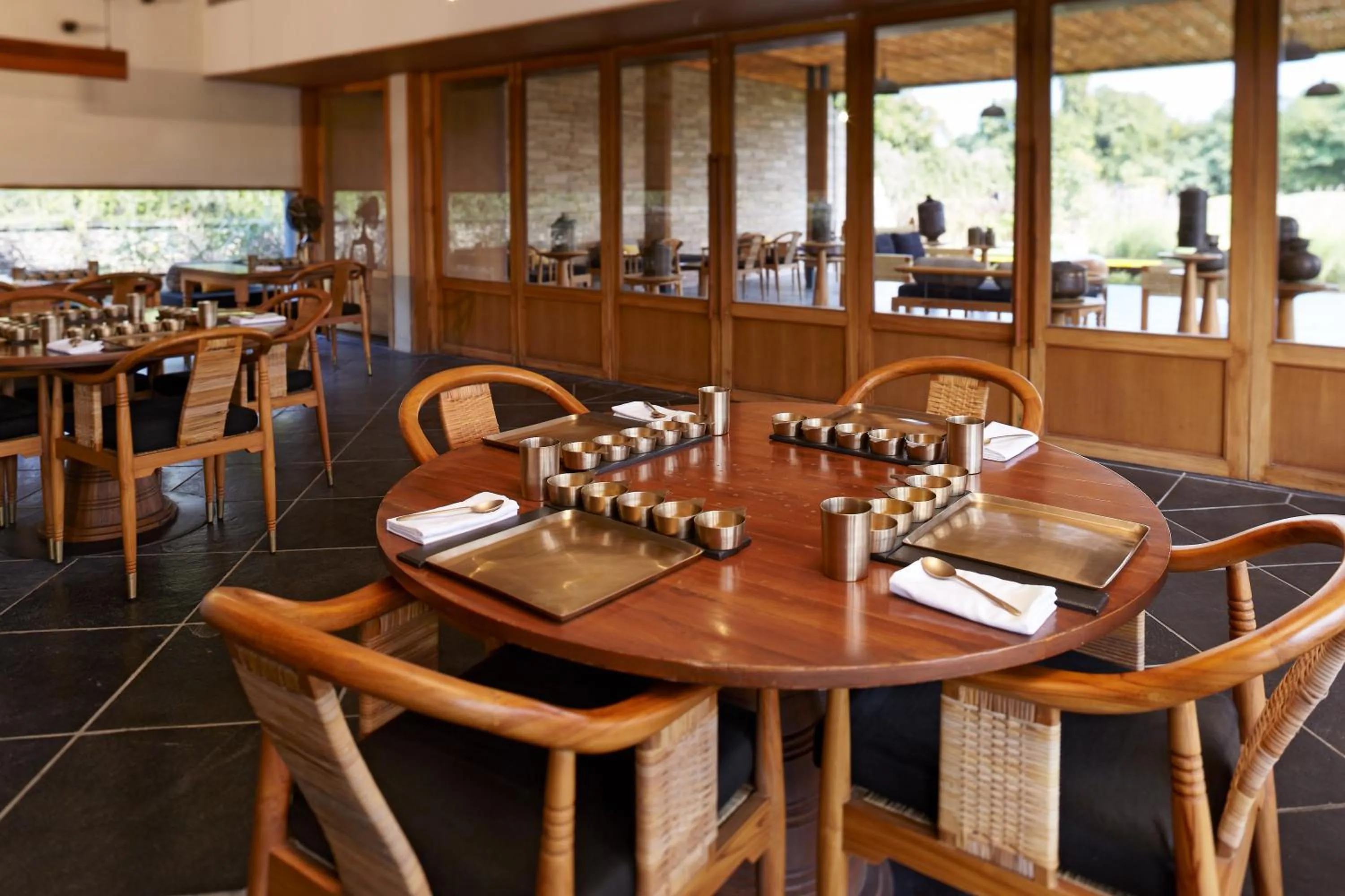 Restaurant/places to eat in Woods at Sasan