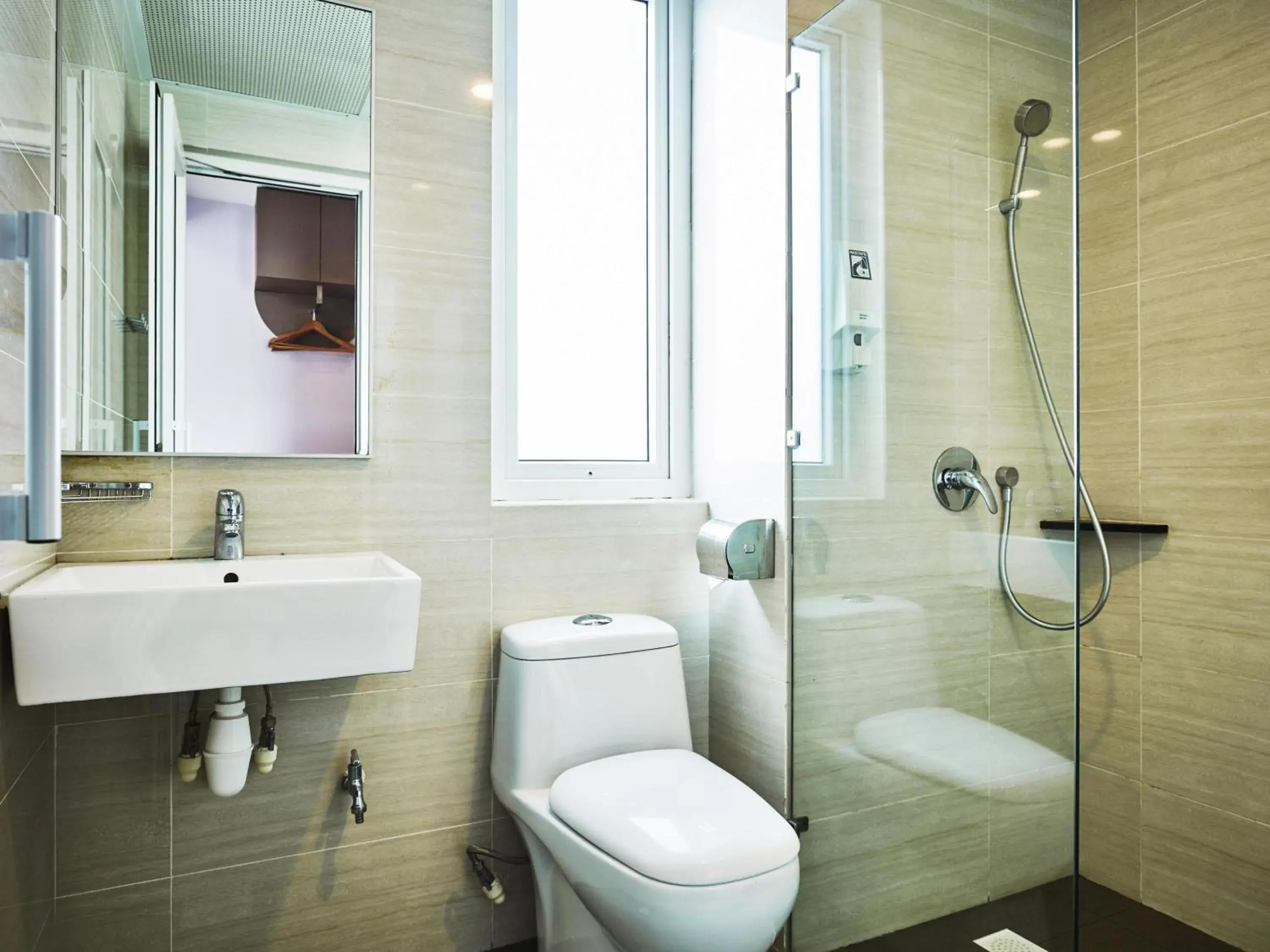 Superior Twin Room in ibis budget Singapore Joo Chiat Superior Twin Room in ibis budget Singapore Joo Chiat