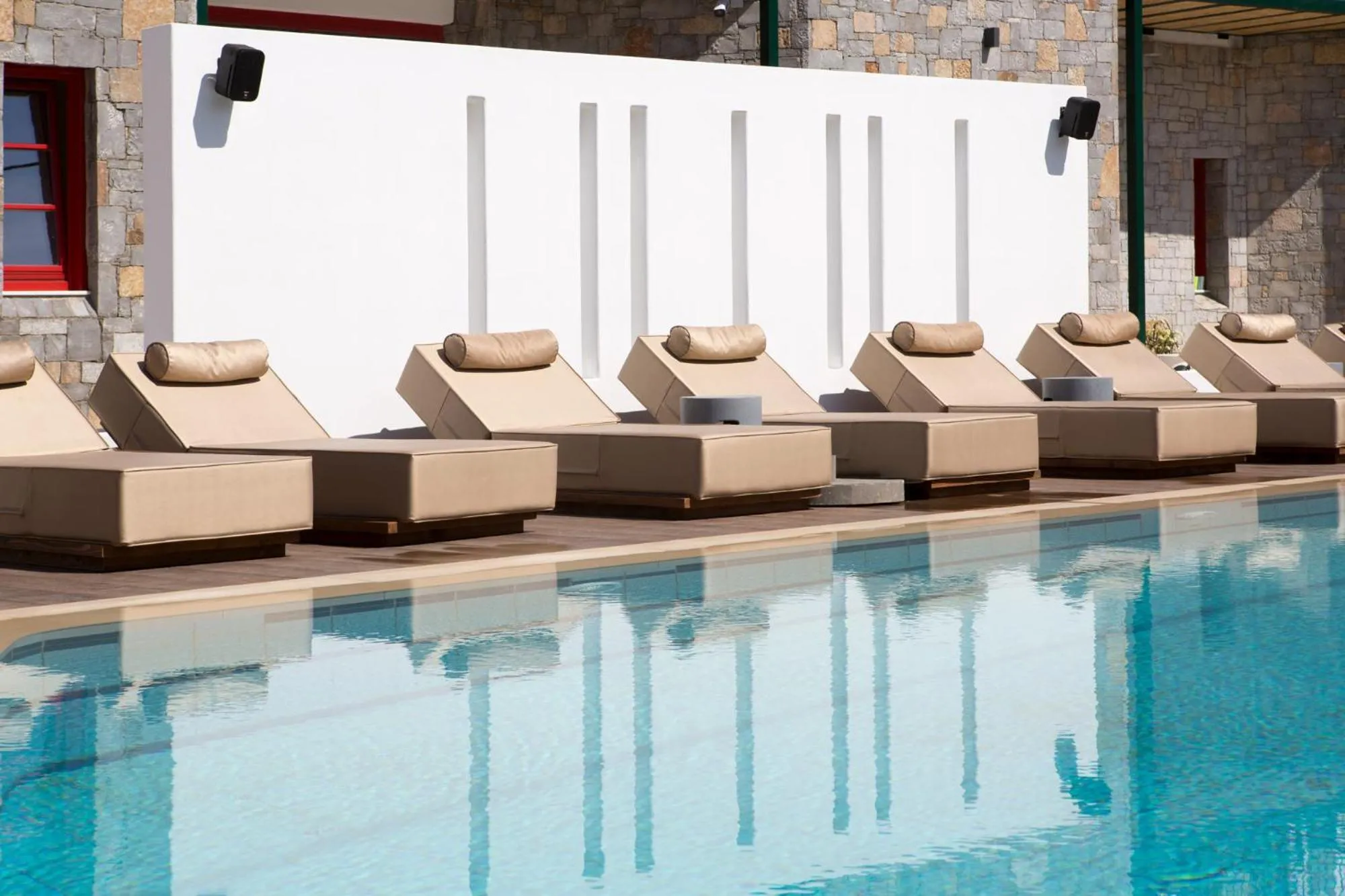 Swimming pool in Kalypso Hotel