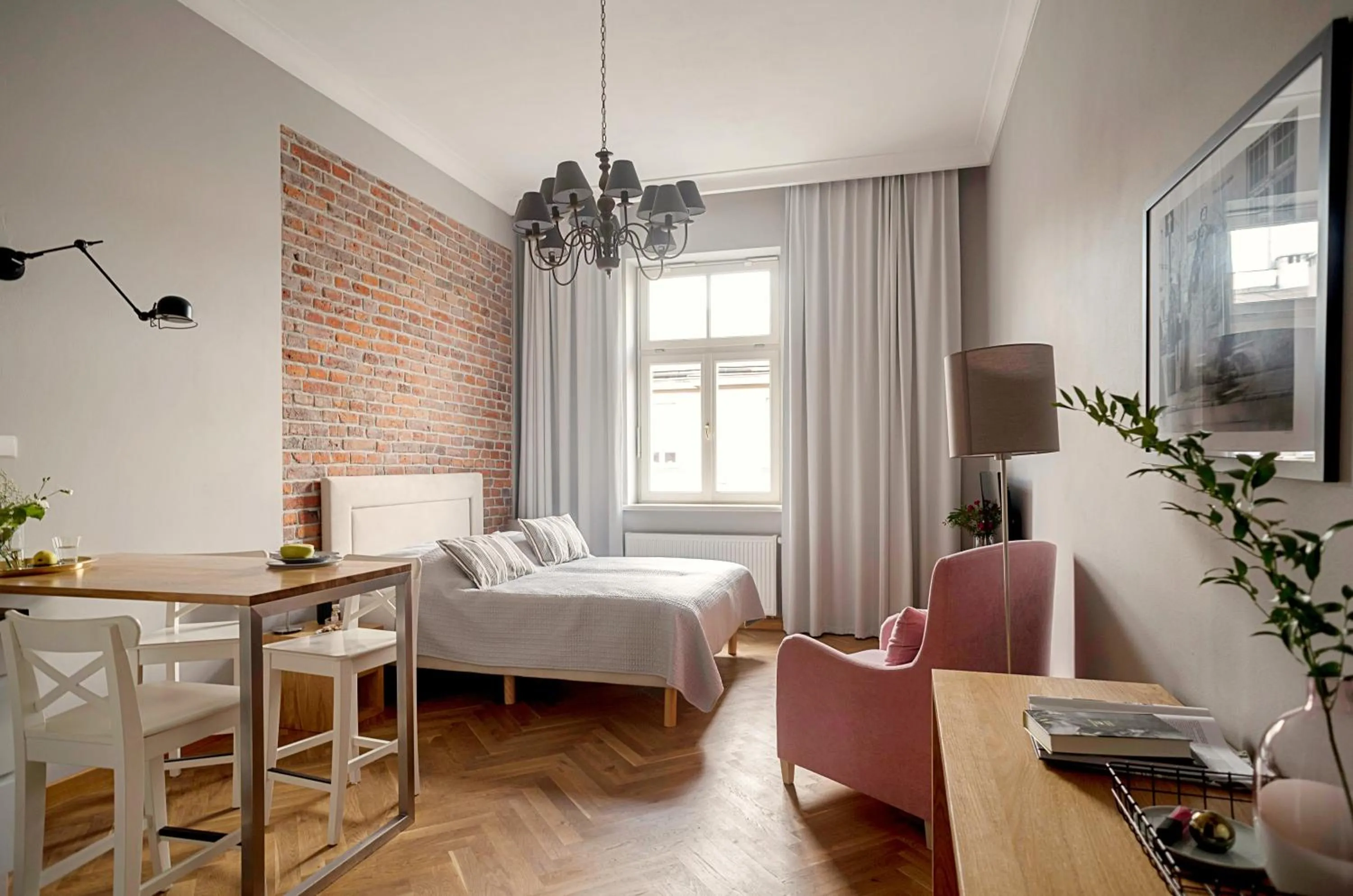 Photo of the whole room, Bed in Belle Epoque Residence