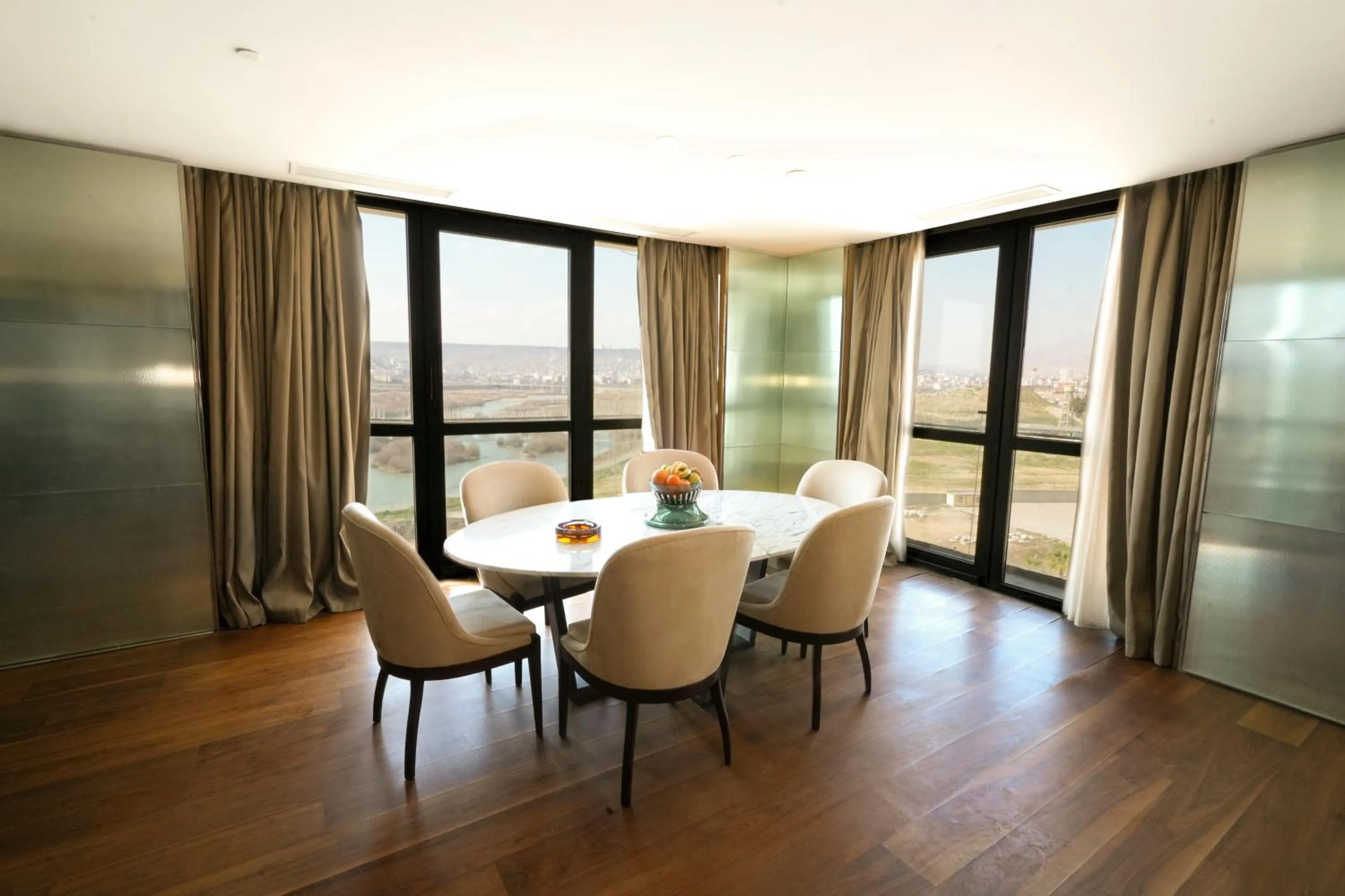 Living room in Dedeman Cizre Hotel