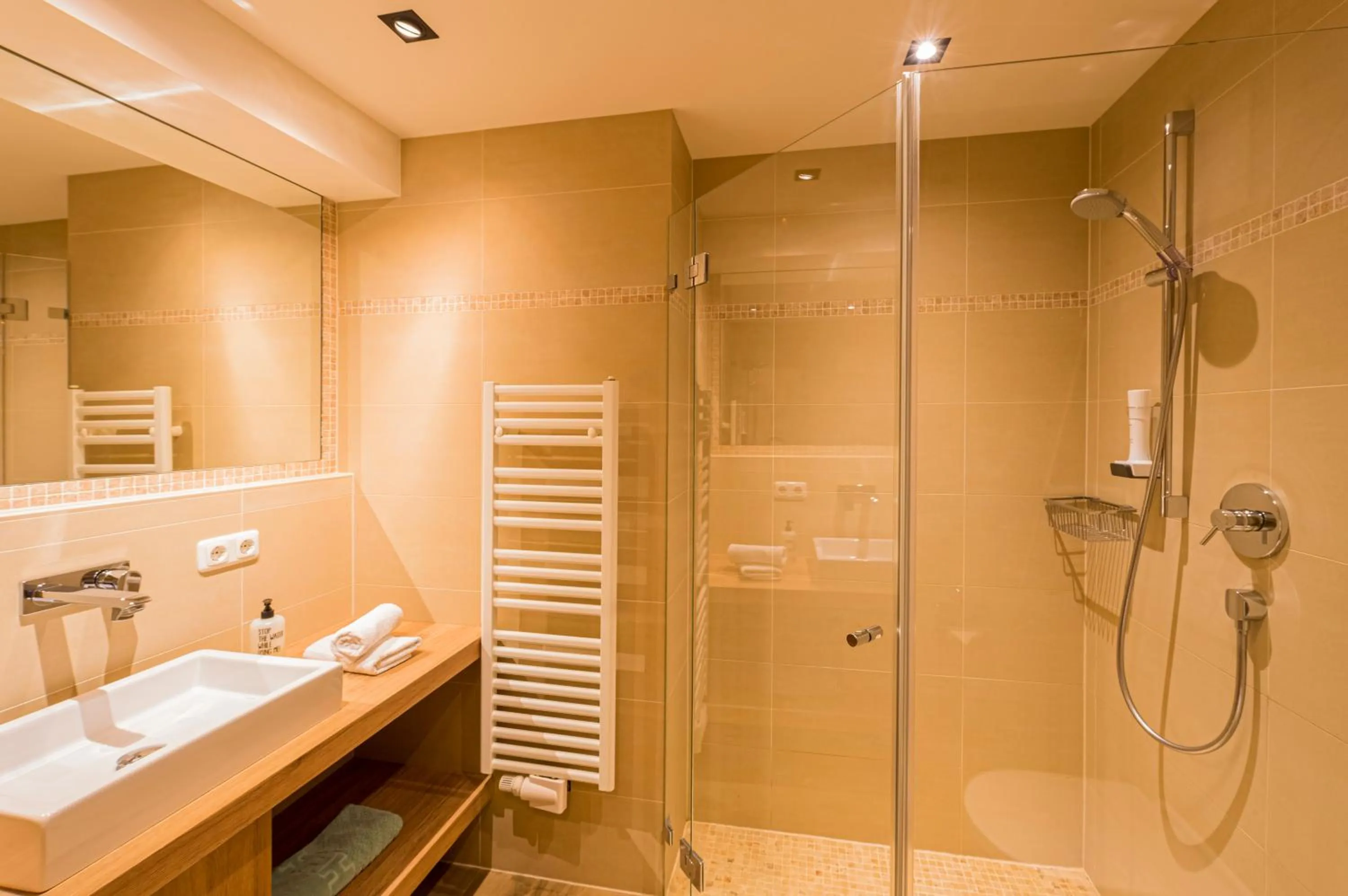 Bathroom in Lifesport Hotel Hechenmoos