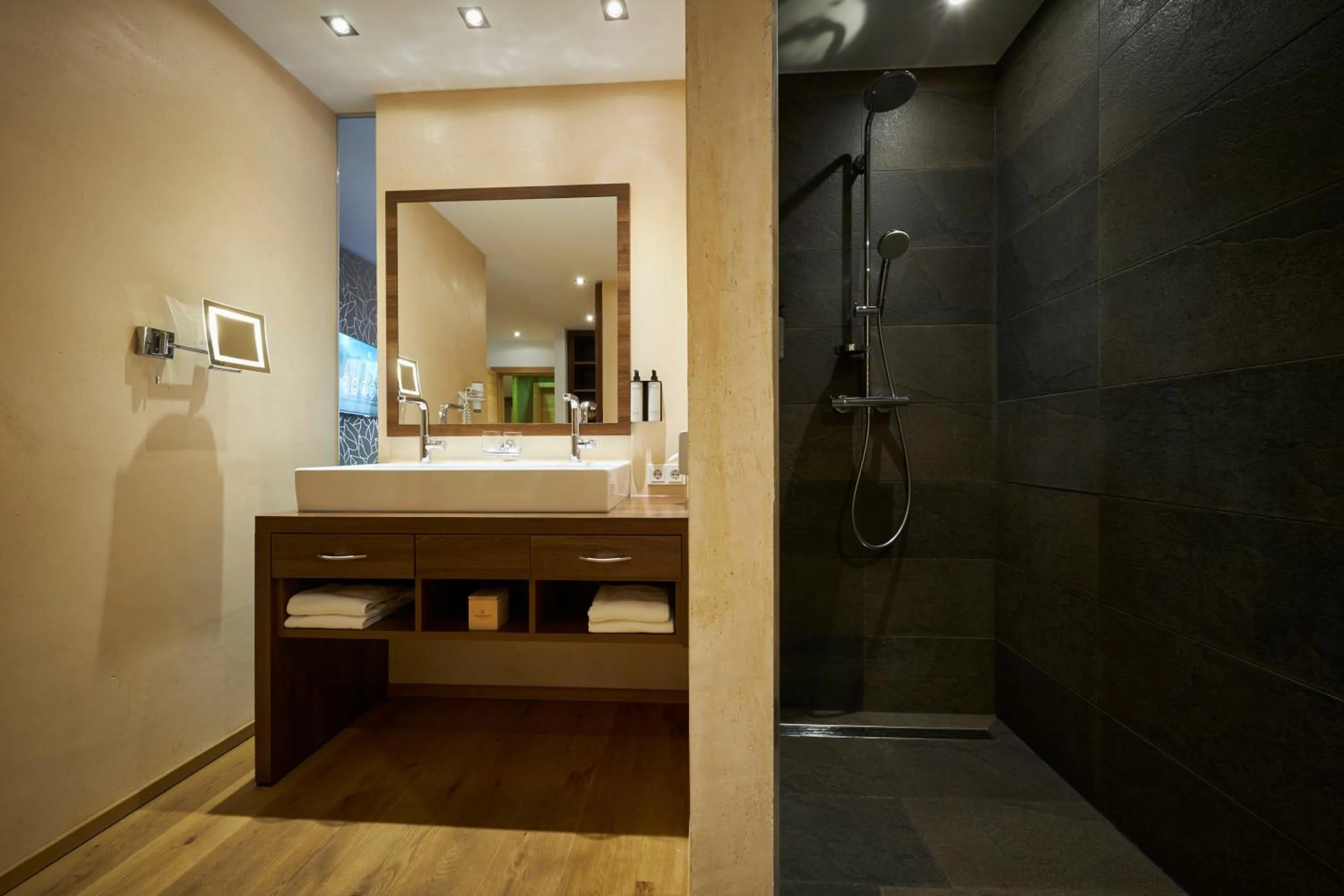 Bathroom in Das Kronthaler - Adults only