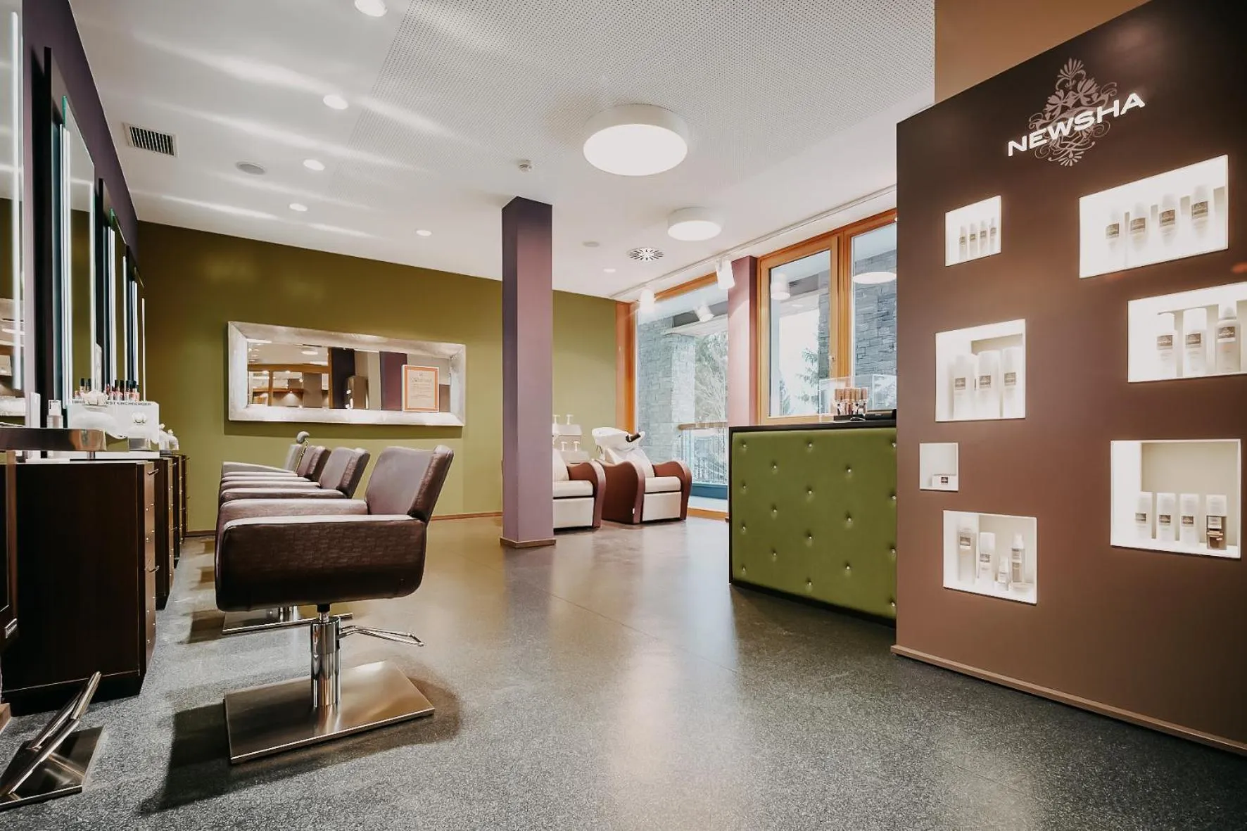 hair dresser in Das Kronthaler - Adults only