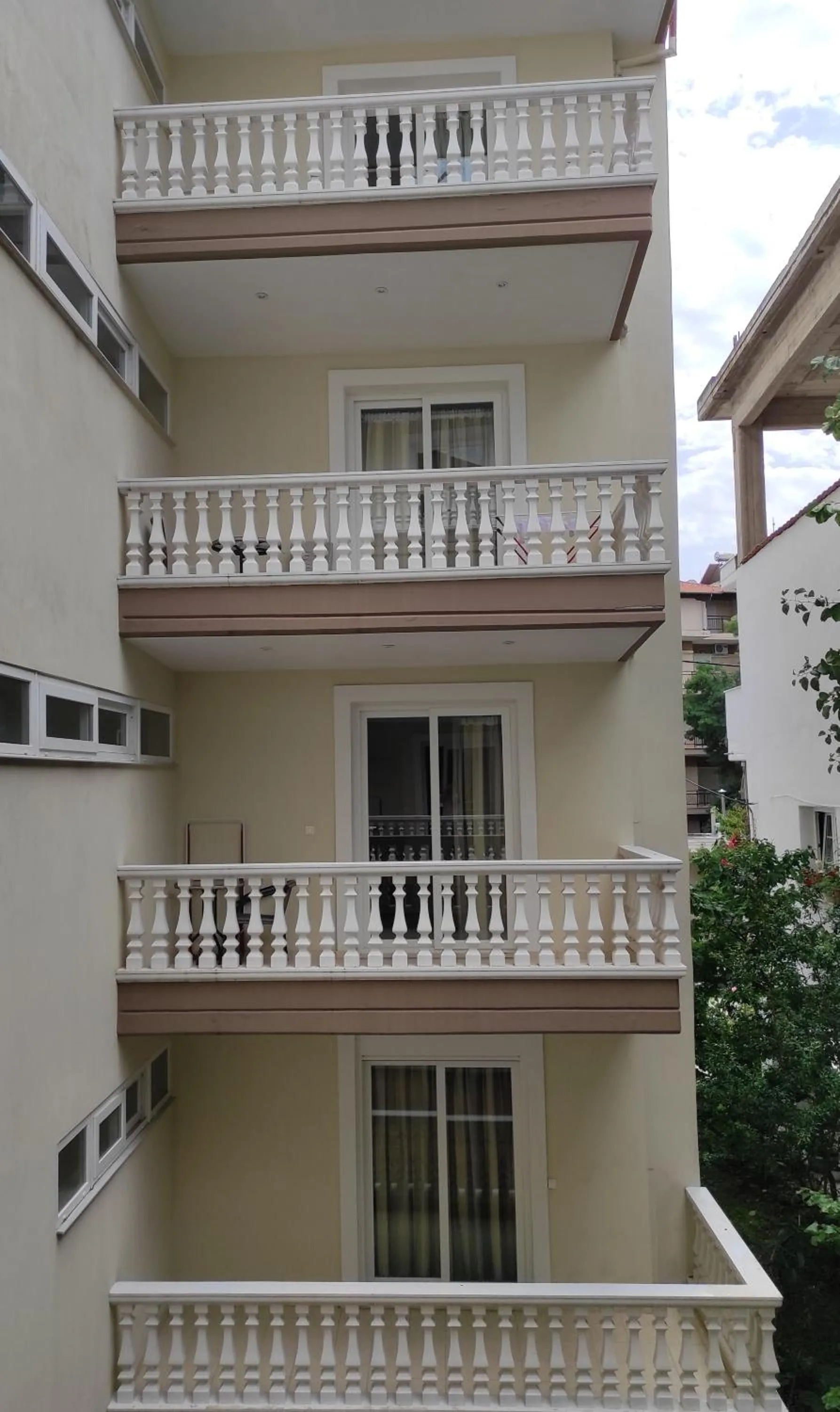 Balcony/Terrace in Rg Status Hotel