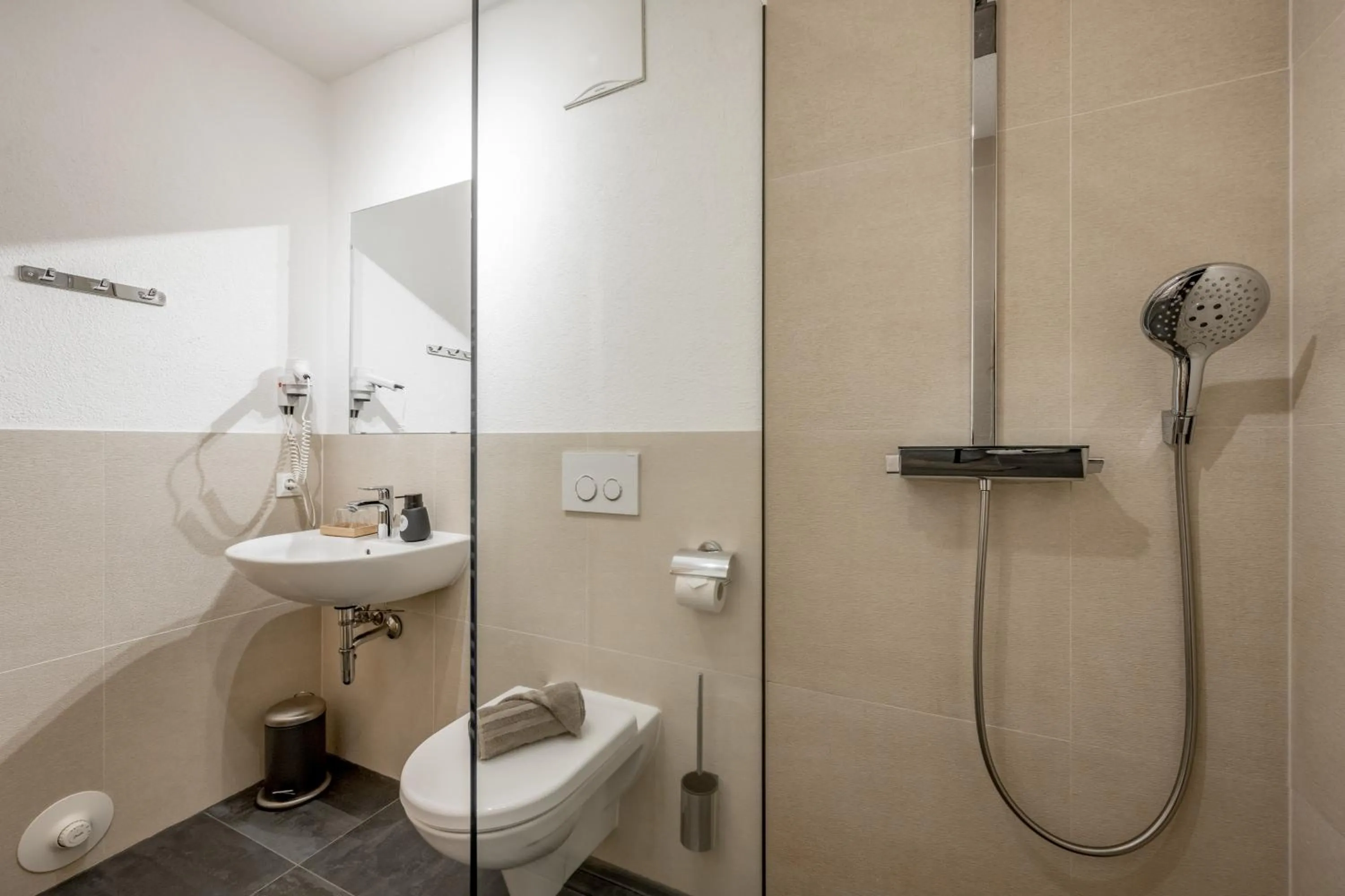 Shower in Appartements Perberschlager