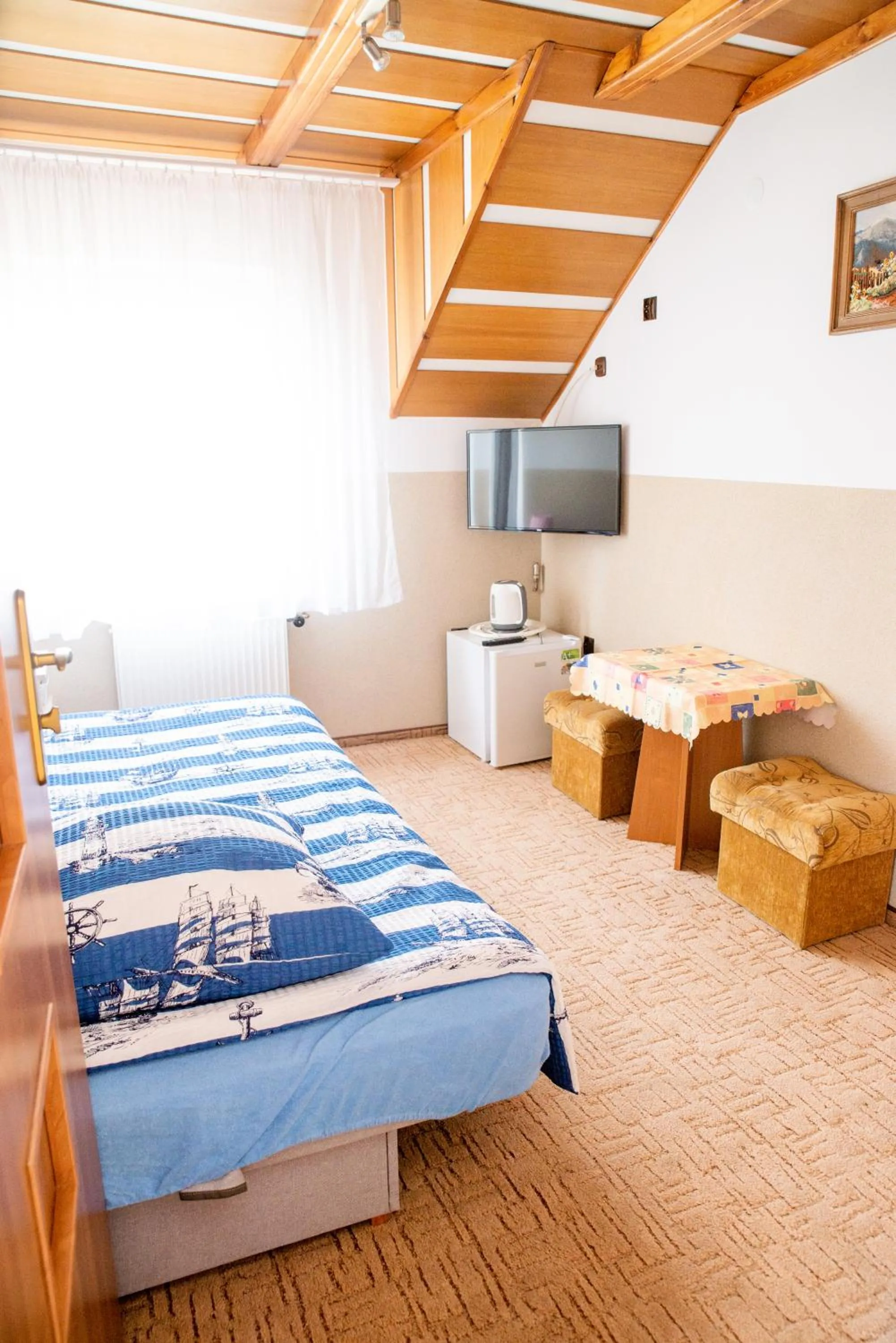 Bed in Pokoje Goscinne u Jedrusia