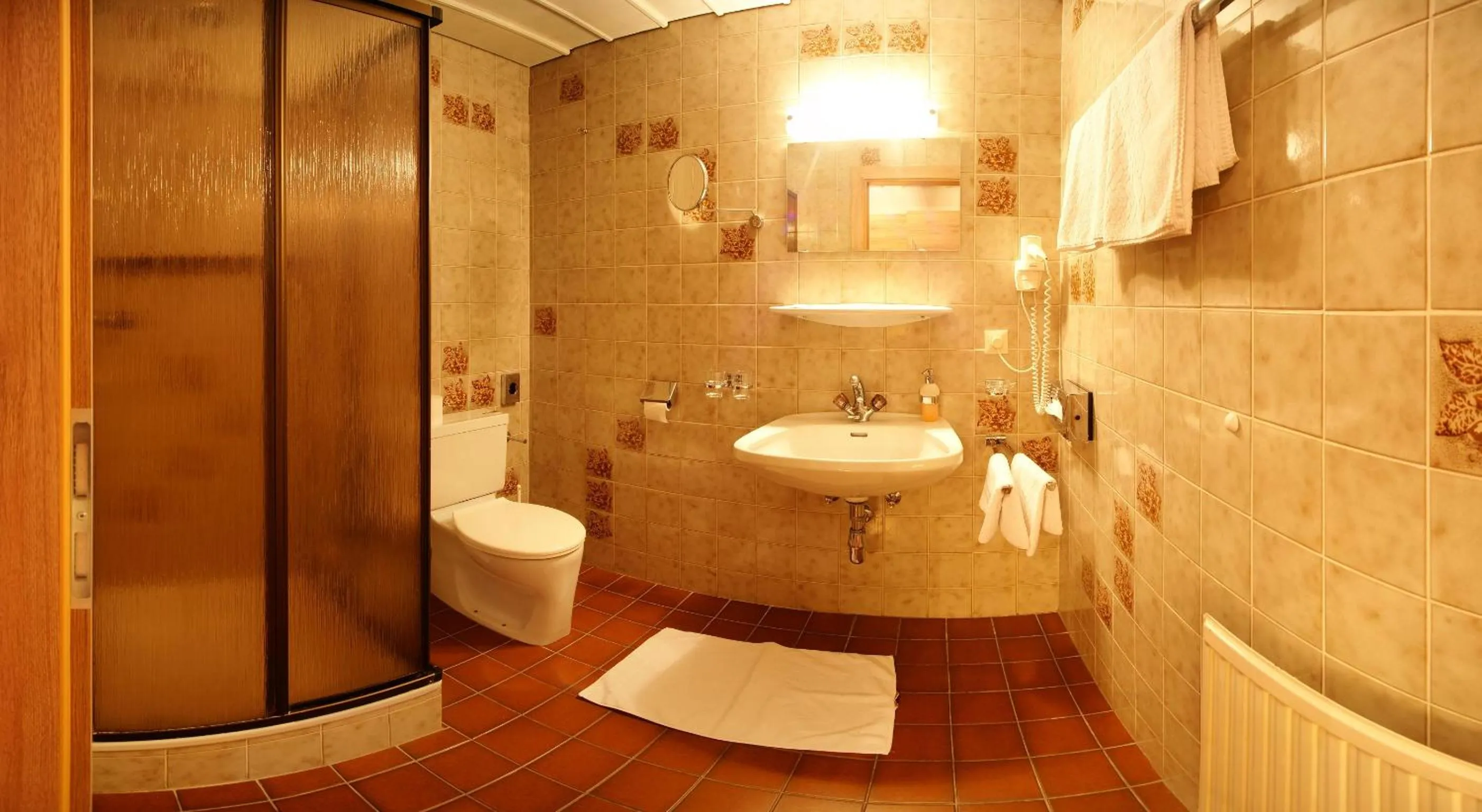 Bathroom in Kinderhotel Lärchenhof