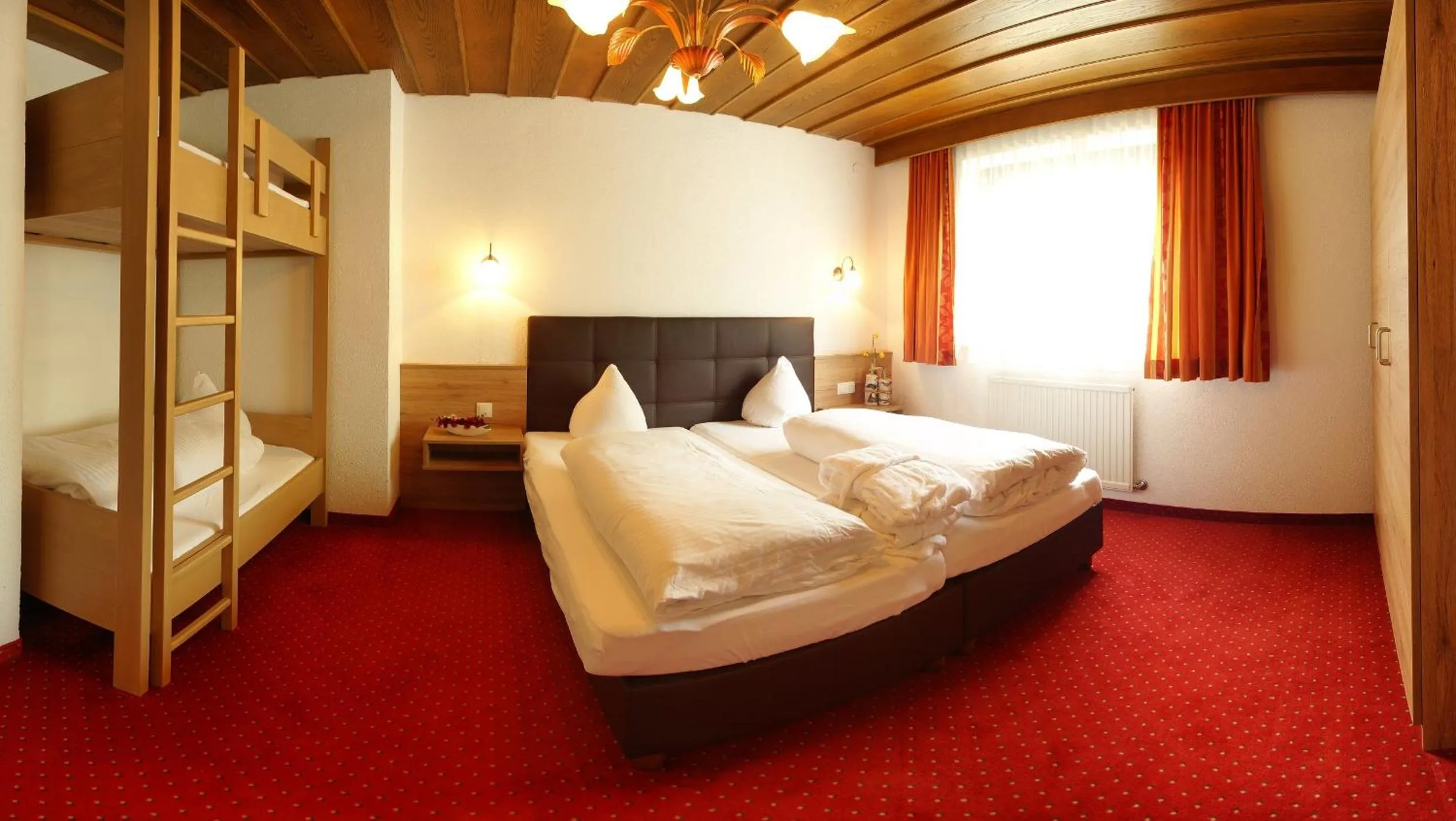 Bed in Kinderhotel Lärchenhof