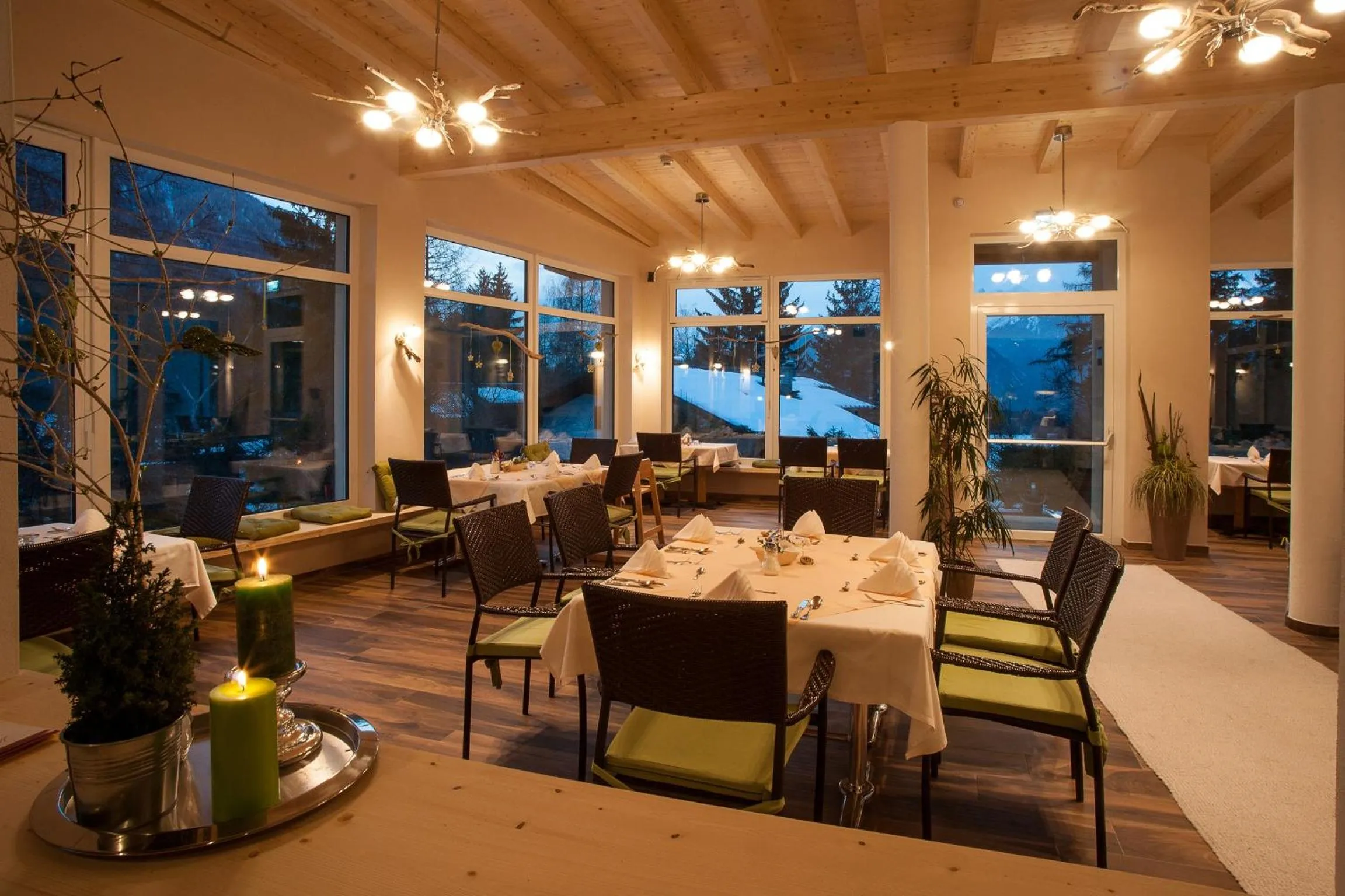 Restaurant/places to eat in Kinderhotel Lärchenhof